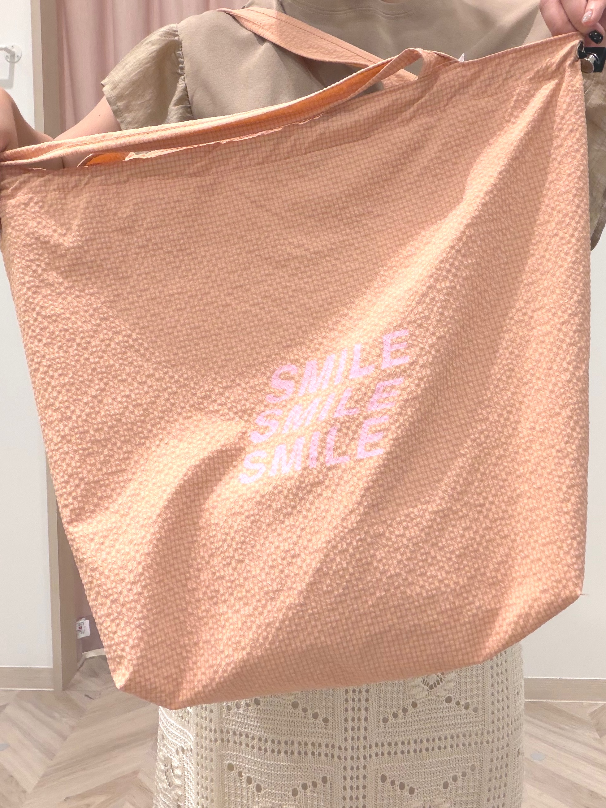 まちゃんなちゃんさんの「SHOO･LA･RUE｜【S-LL/洗濯機可】着るだけで決まる 主役級フリルトップス」を使ったコーディネート