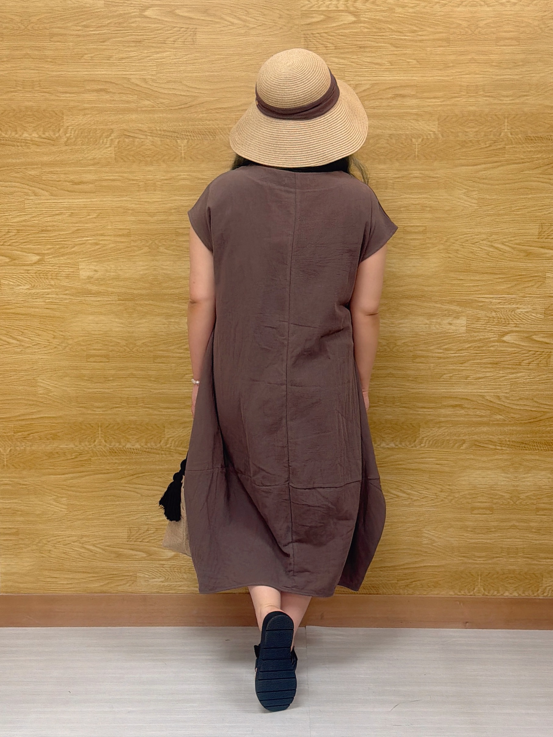 ぁむさんの「SHOO･LA･RUE｜【S-LL/洗濯機可/体型カバー】ふんわりラインが女性らしい コクーンワンピース」を使ったコーディネート