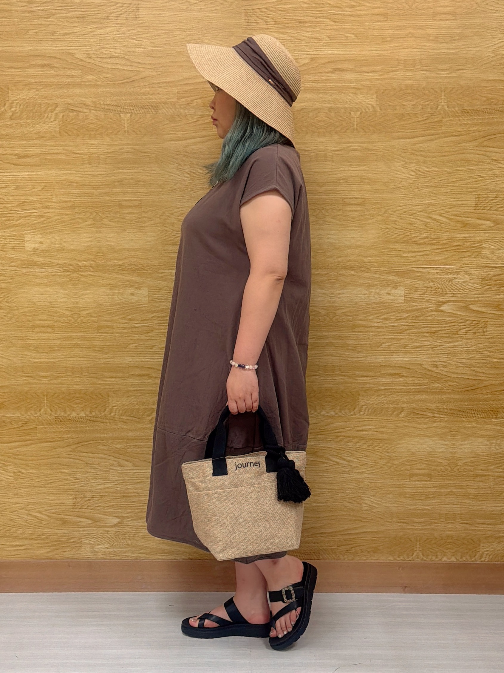 ぁむさんの「SHOO･LA･RUE｜【S-LL/洗濯機可/体型カバー】ふんわりラインが女性らしい コクーンワンピース」を使ったコーディネート