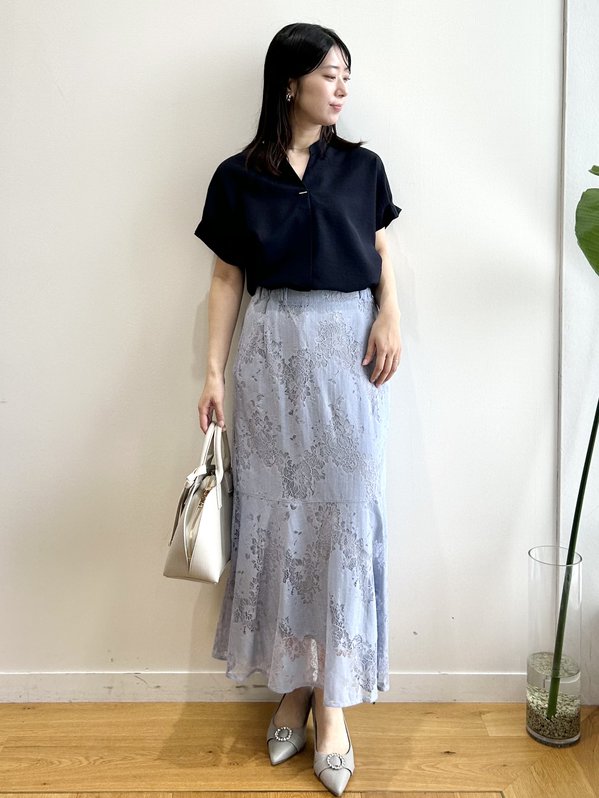 RINAさんの「index｜【接触冷感／吸水速乾】タックスキッパーブラウス《防シワ／イージーアイロン／洗濯機OK／9col》」を使ったコーディネート