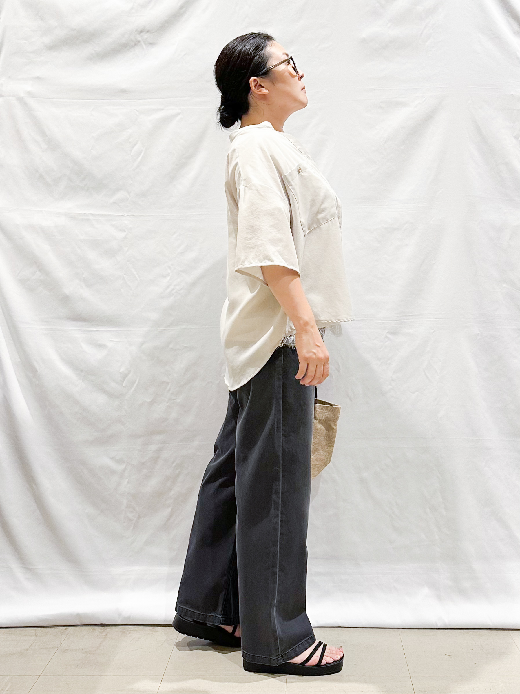umeさんの「SHOO･LA･RUE｜【洗濯機可/S-LL】大人の抜け感 ゆるっと5分袖シャツ」を使ったコーディネート