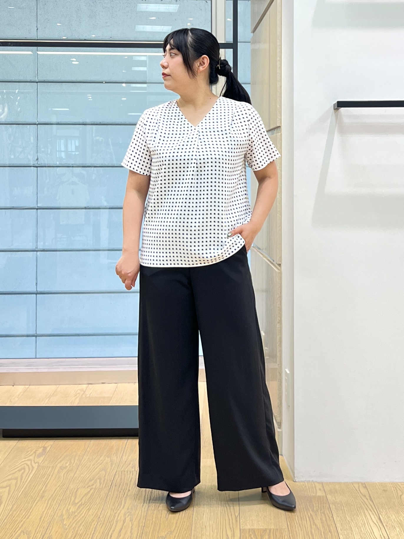shimaさんの「INDIVI｜【接触冷感／透湿／着る日傘】ノーカラージャケット」を使ったコーディネート