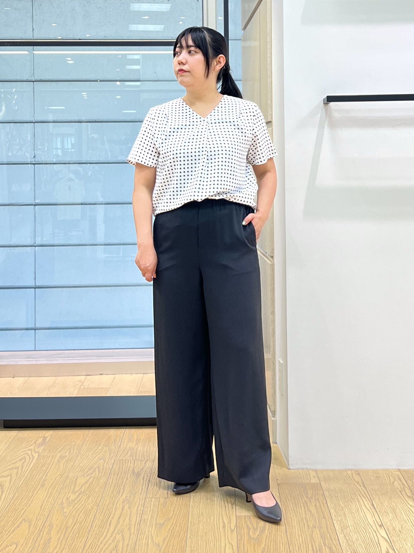 shimaさんの「INDIVI｜【さらに軽く軽快！／着る日傘】ノーカラージャケット」を使ったコーディネート