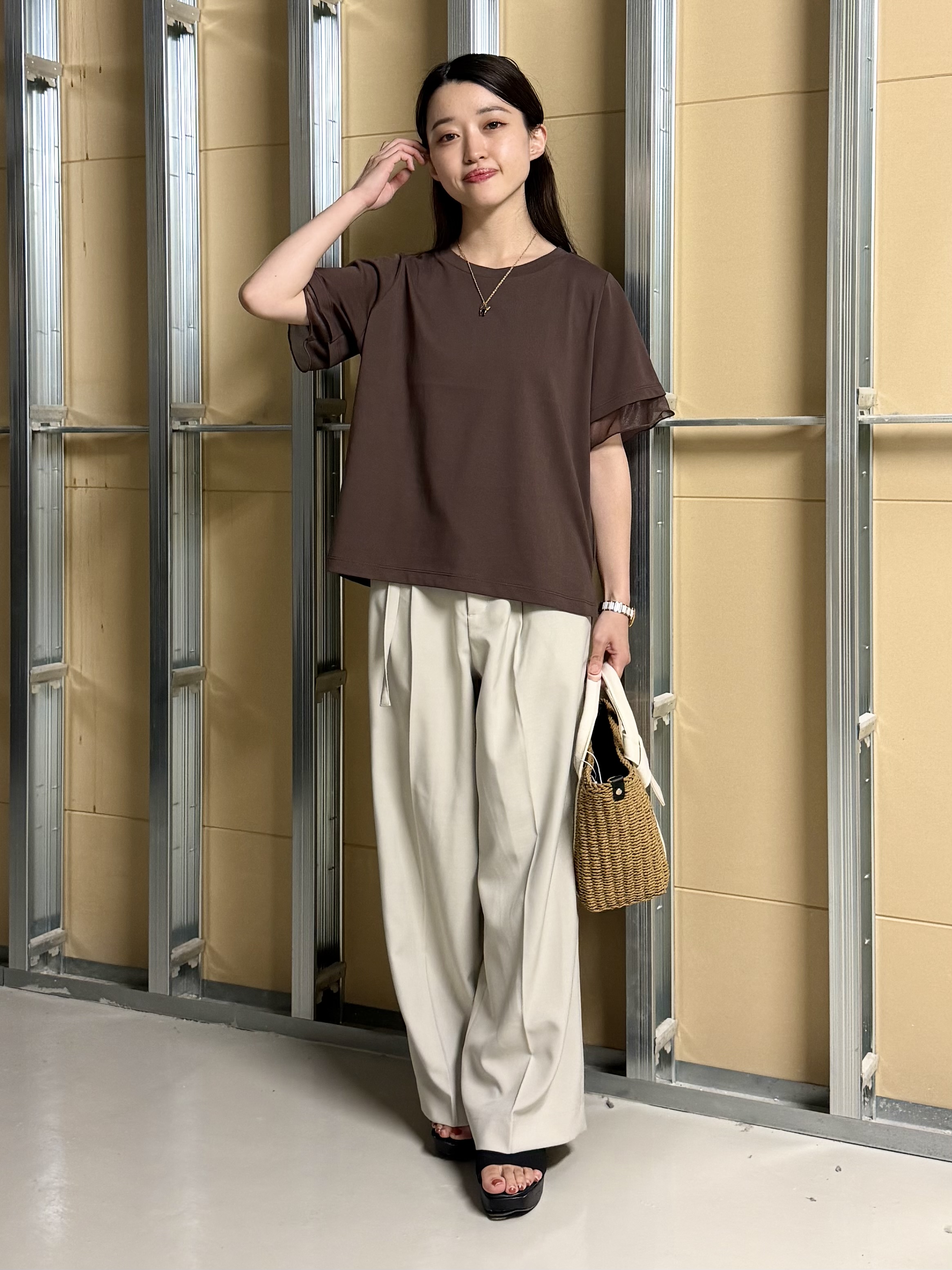 sahoさんの「THE SHOP TK｜【M-XL/ひんやり】上品な透け感 袖口シアーTシャツ」を使ったコーディネート