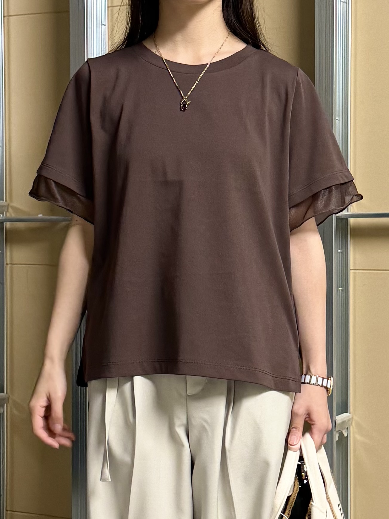 sahoさんの「THE SHOP TK｜【M-XL/ひんやり】上品な透け感 袖口シアーTシャツ」を使ったコーディネート