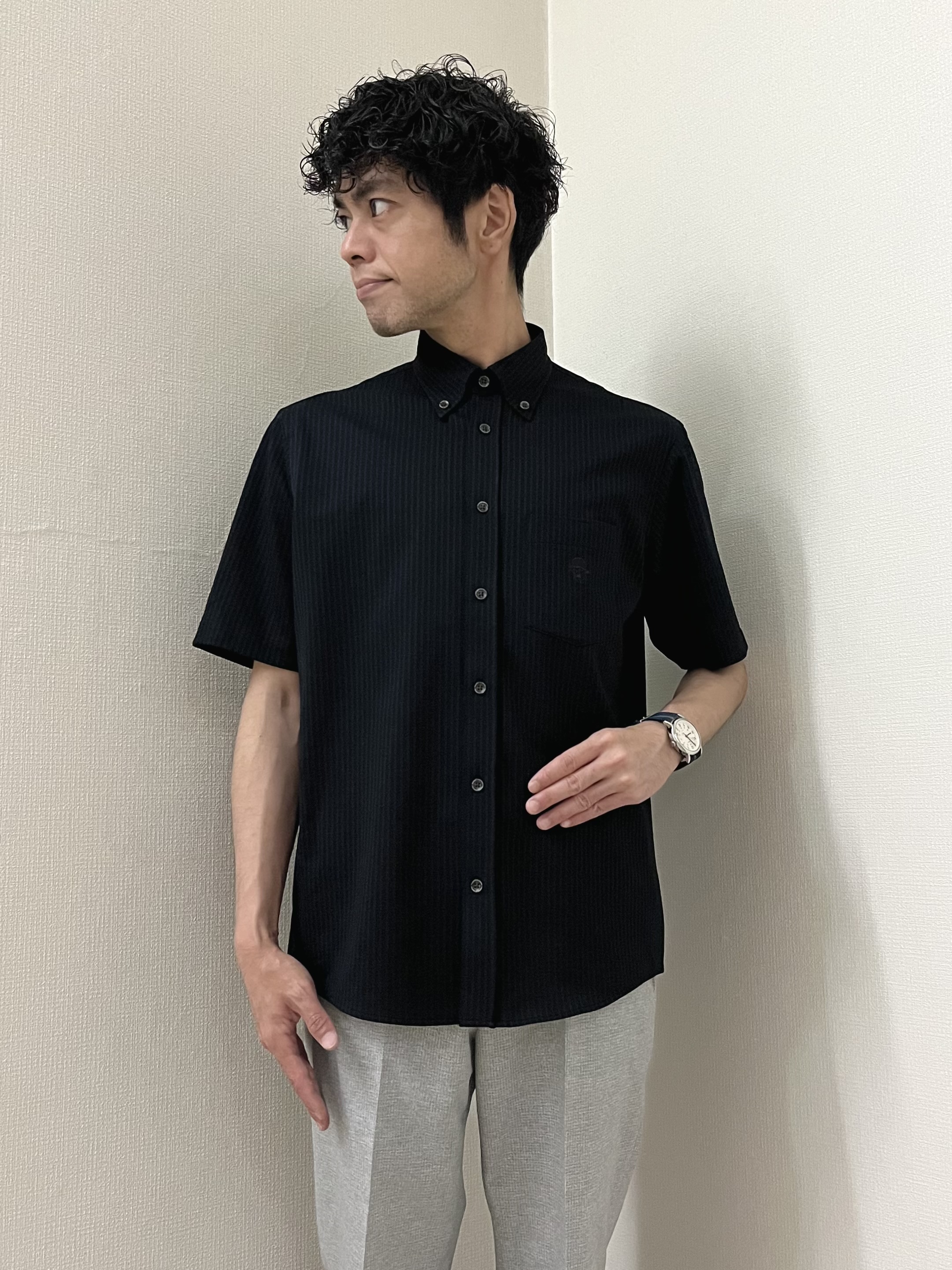 URAさんの「TAKEO KIKUCHI｜【抗菌防臭】COOL DOTS（R）ドビープリント ジャケット」を使ったコーディネート