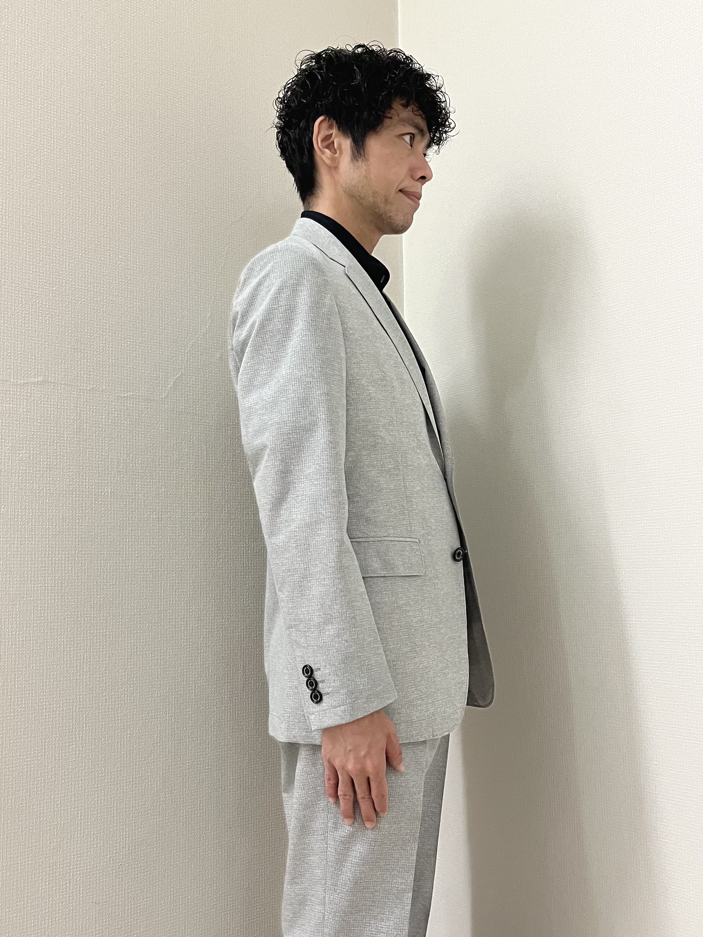 URAさんの「TAKEO KIKUCHI｜【抗菌防臭】COOL DOTS（R）ドビープリント ジャケット」を使ったコーディネート
