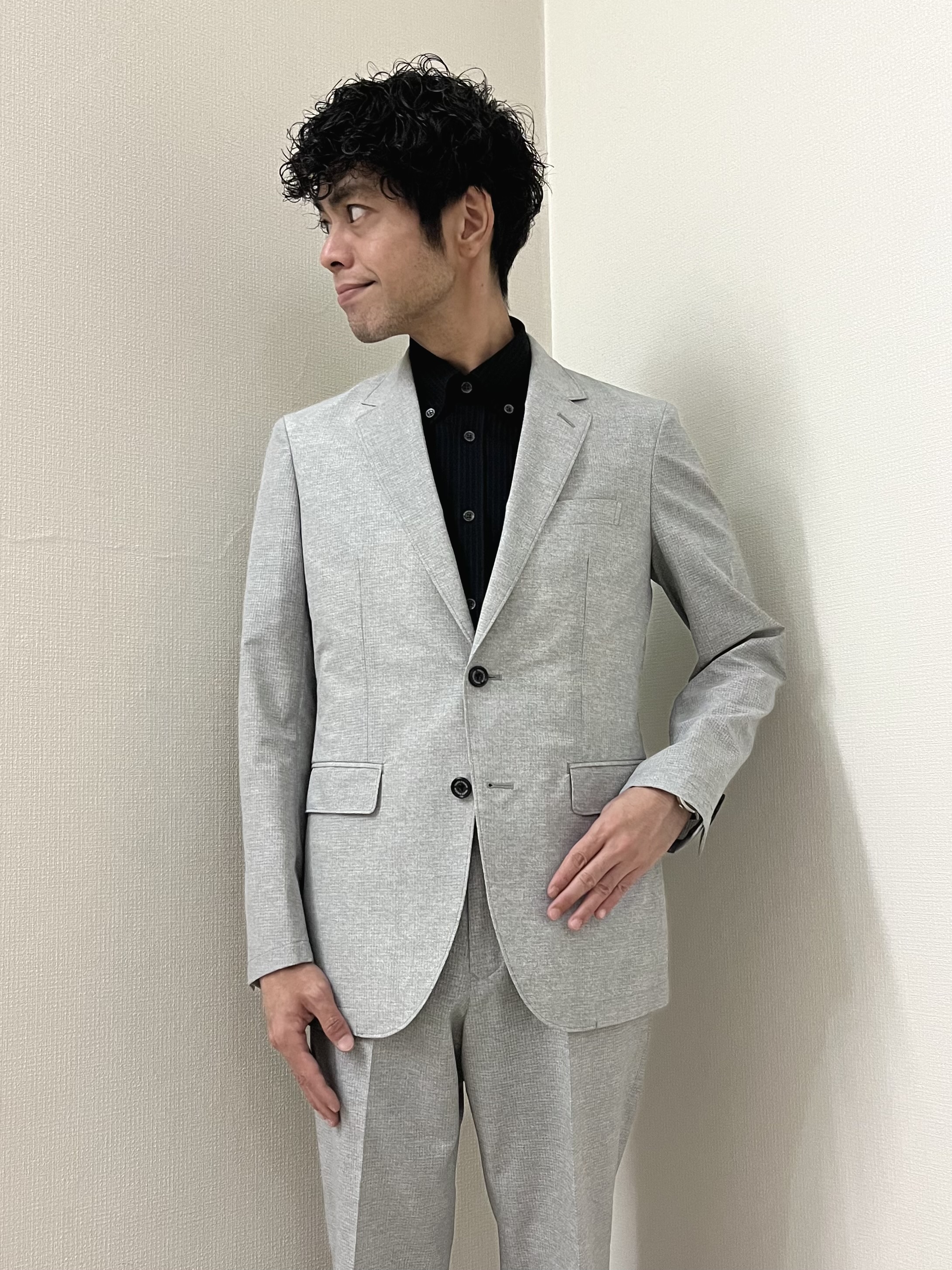 URAさんの「TAKEO KIKUCHI｜【抗菌防臭】COOL DOTS（R）ドビープリント ジャケット」を使ったコーディネート