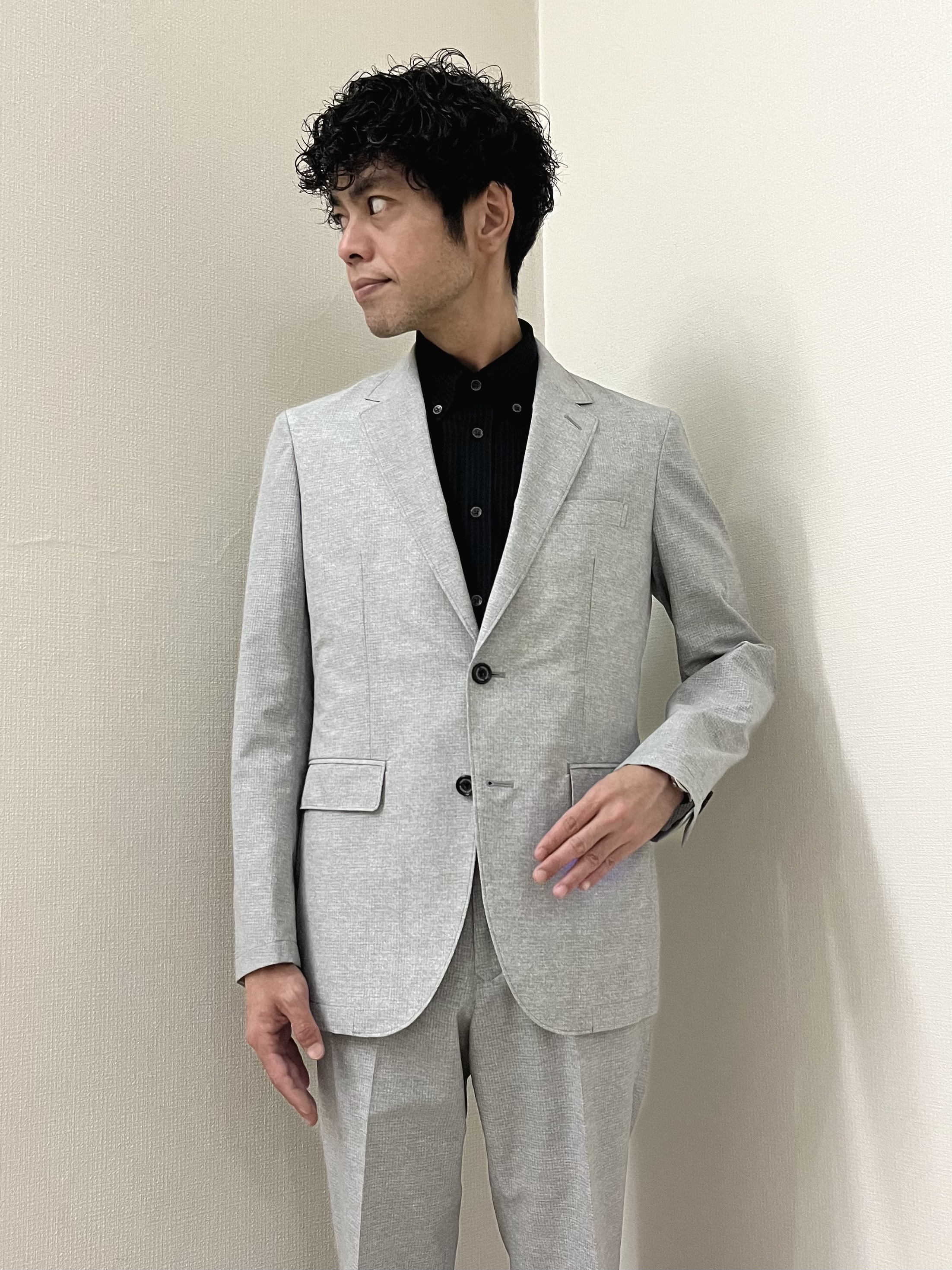 URAさんの「TAKEO KIKUCHI｜【抗菌防臭】COOL DOTS（R）ドビープリント ジャケット」を使ったコーディネート