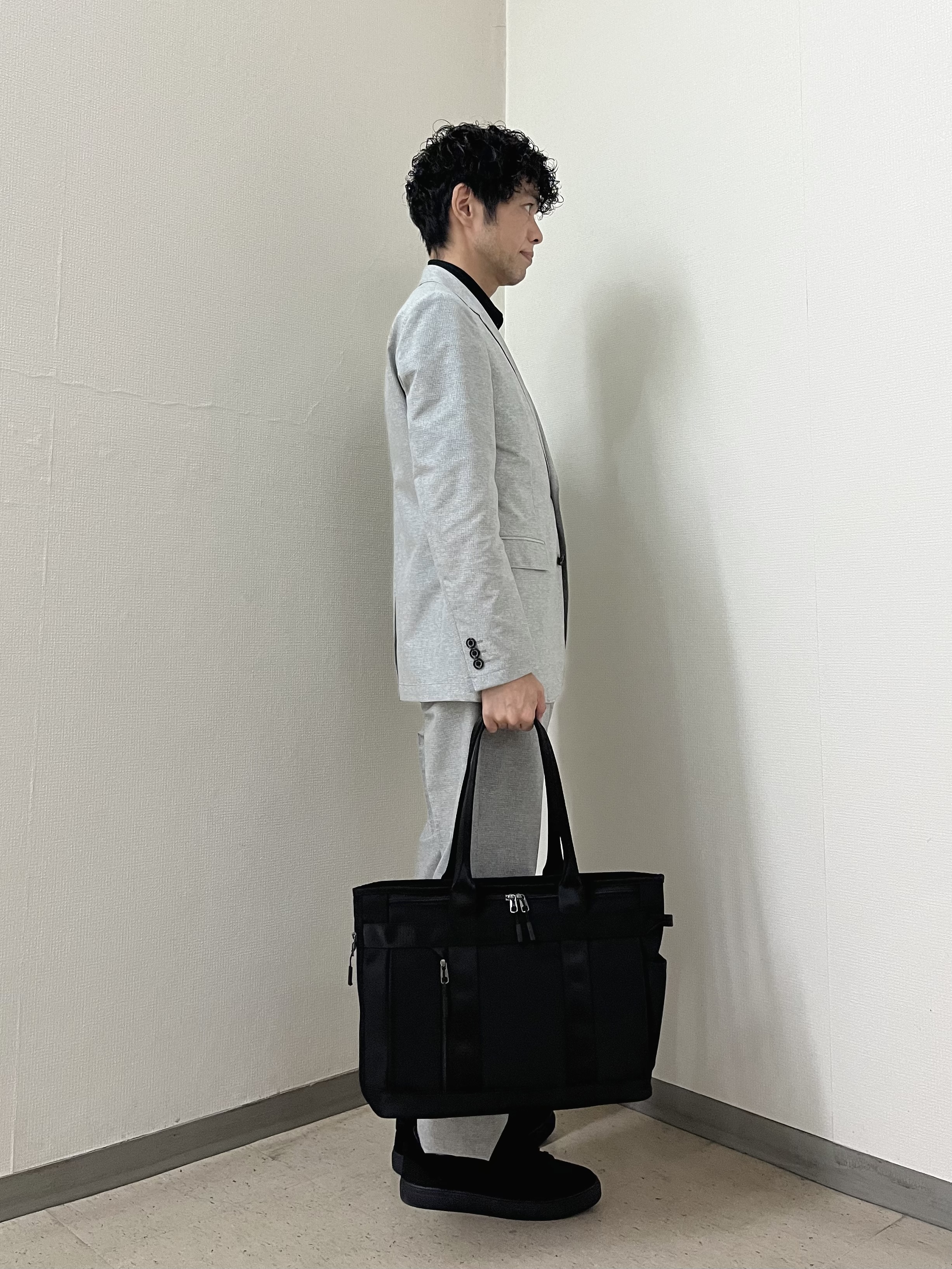 URAさんの「TAKEO KIKUCHI｜【抗菌防臭】COOL DOTS（R）ドビープリント ジャケット」を使ったコーディネート