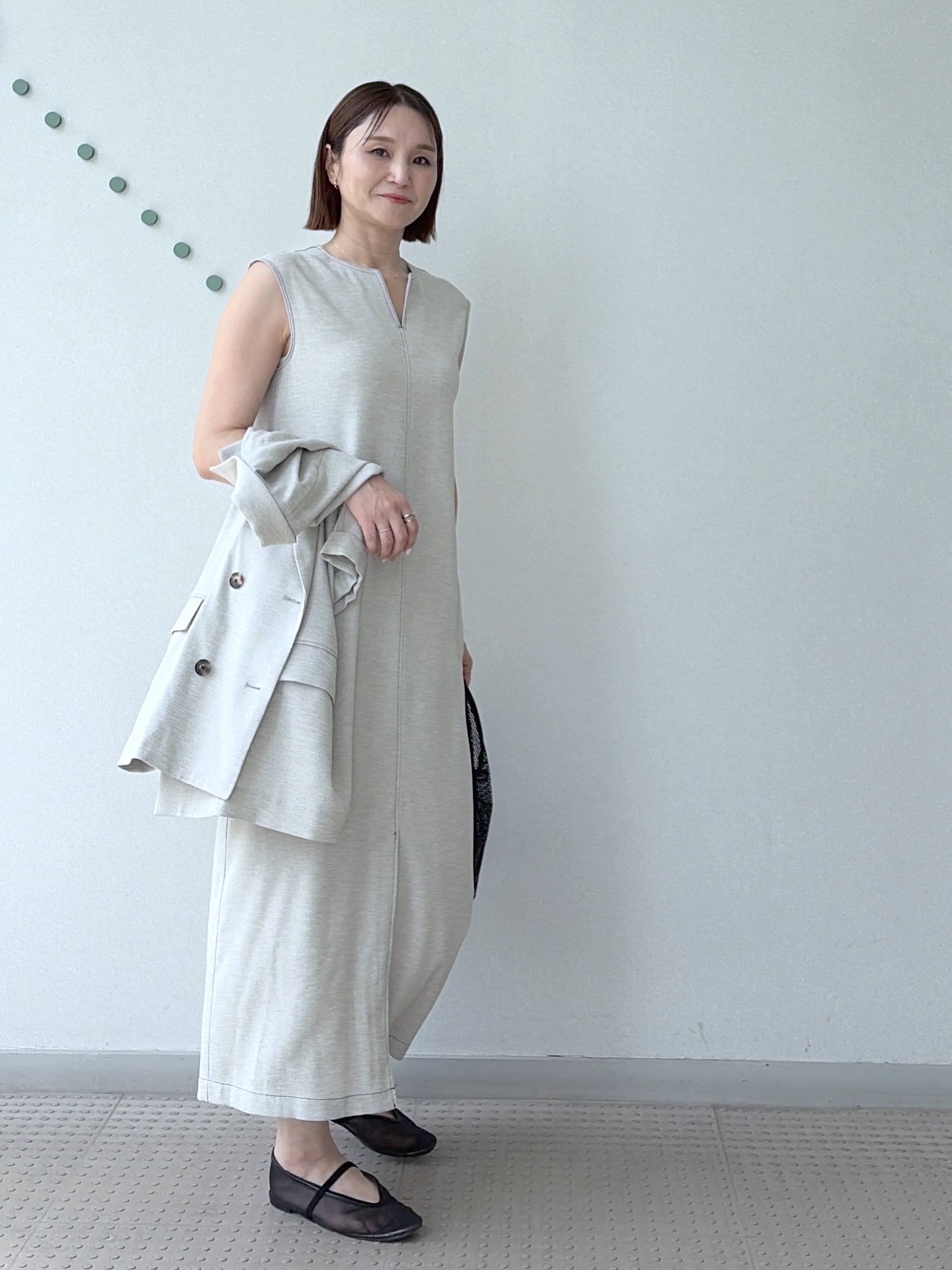 yoshikadoさんの「DRESSTERIOR｜【セットアップ可/UVカット/接触冷感/吸水速乾】ウォッシャブル リネンライクドルマンジャケット」を使ったコーディネート
