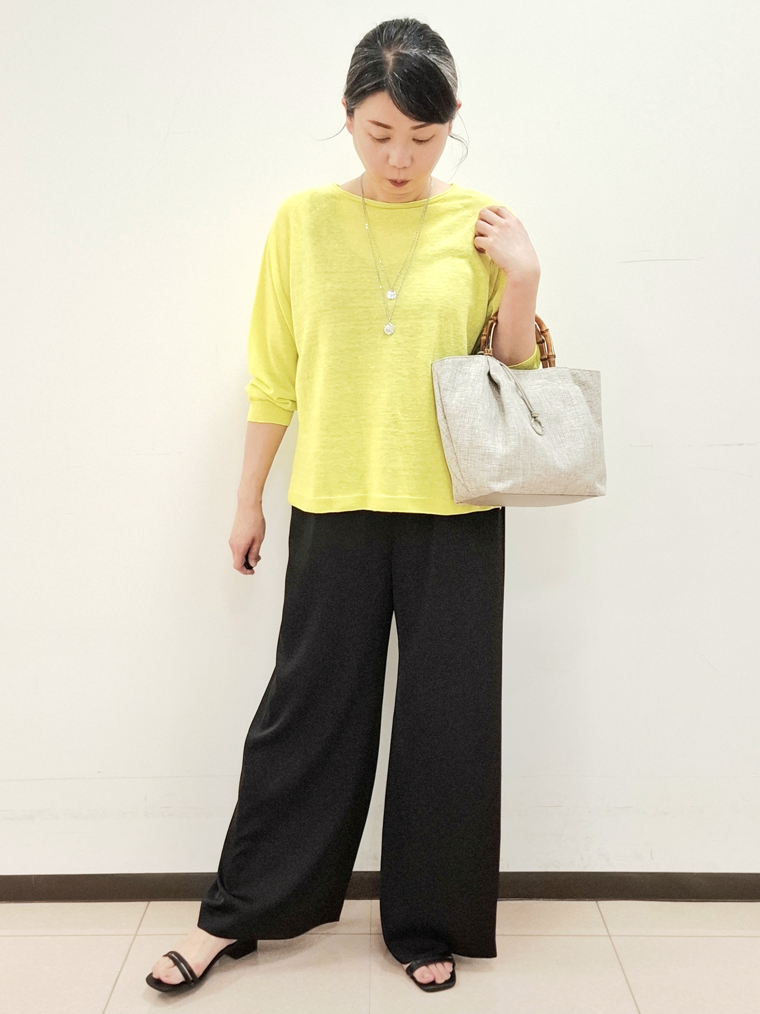 ねぎさんの「UNTITLED｜【ゆったり/リラクシー】リネンボートネックプルオーバー」を使ったコーディネート