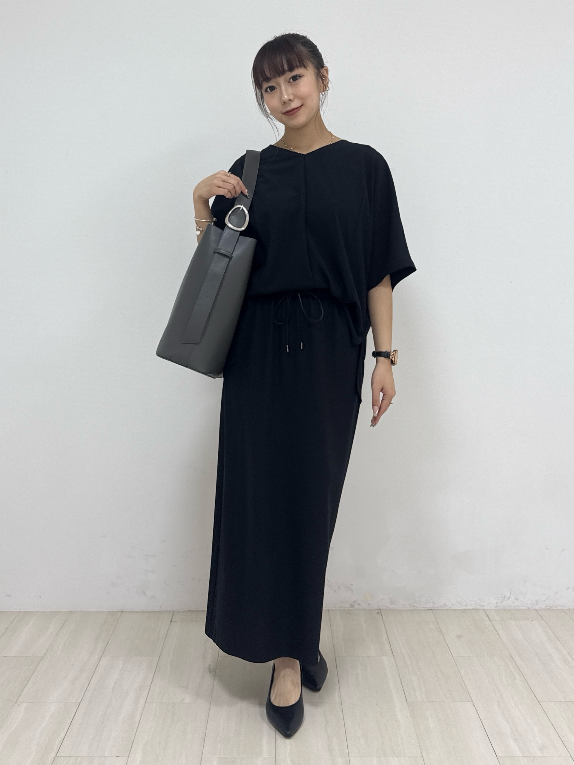 萩原 優里菜さんの「INDIVI｜【着る日傘】ドルマントップス」を使ったコーディネート
