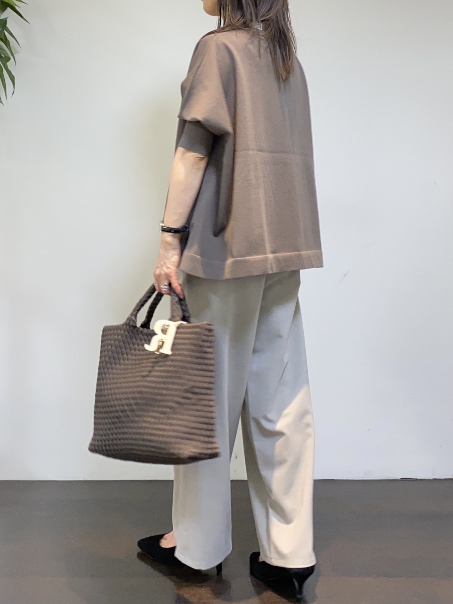 tomoさんの「UNTITLED｜【シワになりにくい/セットアップ可/接触冷感】ハーフスリーブジャケット」を使ったコーディネート