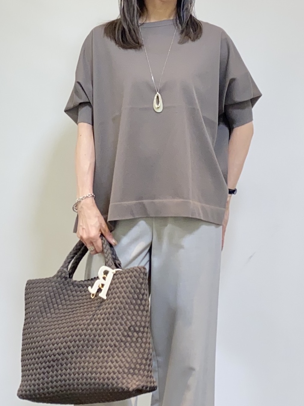 tomoさんの「UNTITLED｜【シワになりにくい/セットアップ可/接触冷感】ハーフスリーブジャケット」を使ったコーディネート