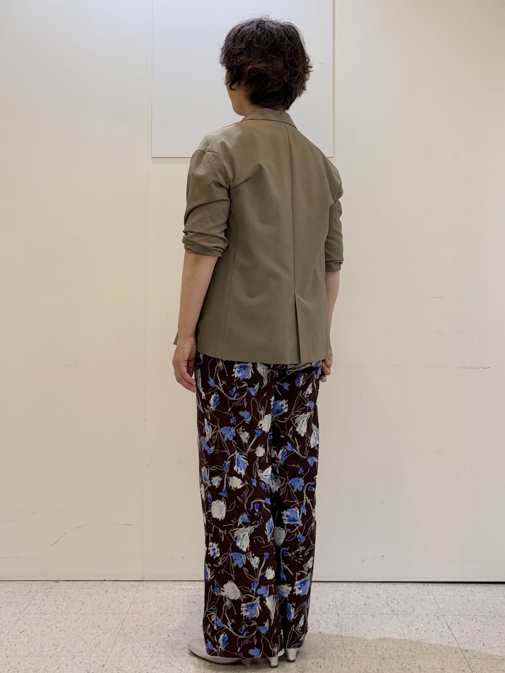 ヤスコさんの「Reflect｜【SS-4Lサイズ／接触冷感／シワになりにくい】リラクシーテーラードジャケット」を使ったコーディネート