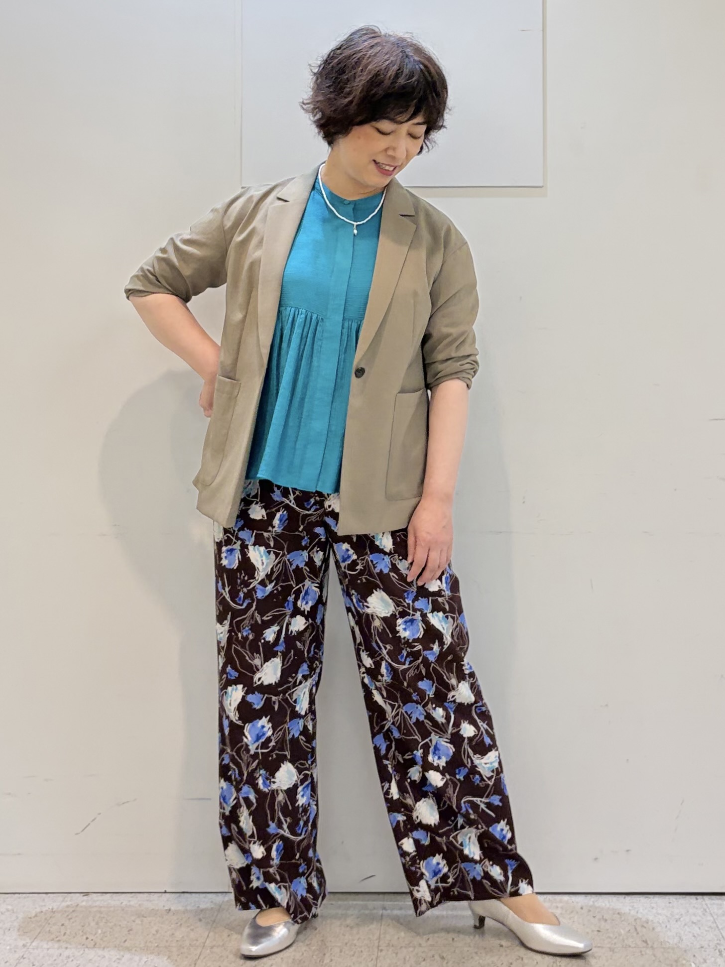 ヤスコさんの「Reflect｜【SS-4Lサイズ／接触冷感／シワになりにくい】リラクシーテーラードジャケット」を使ったコーディネート