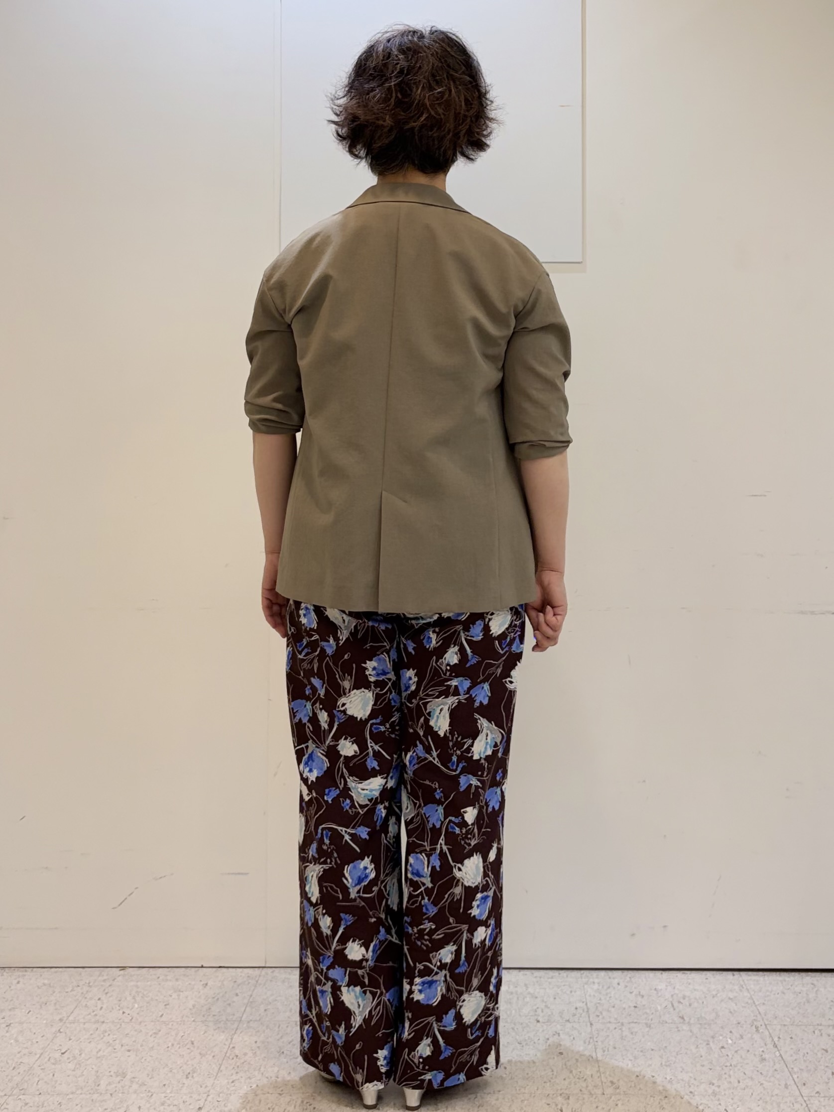ヤスコさんの「Reflect｜【SS-4Lサイズ／接触冷感／シワになりにくい】リラクシーテーラードジャケット」を使ったコーディネート