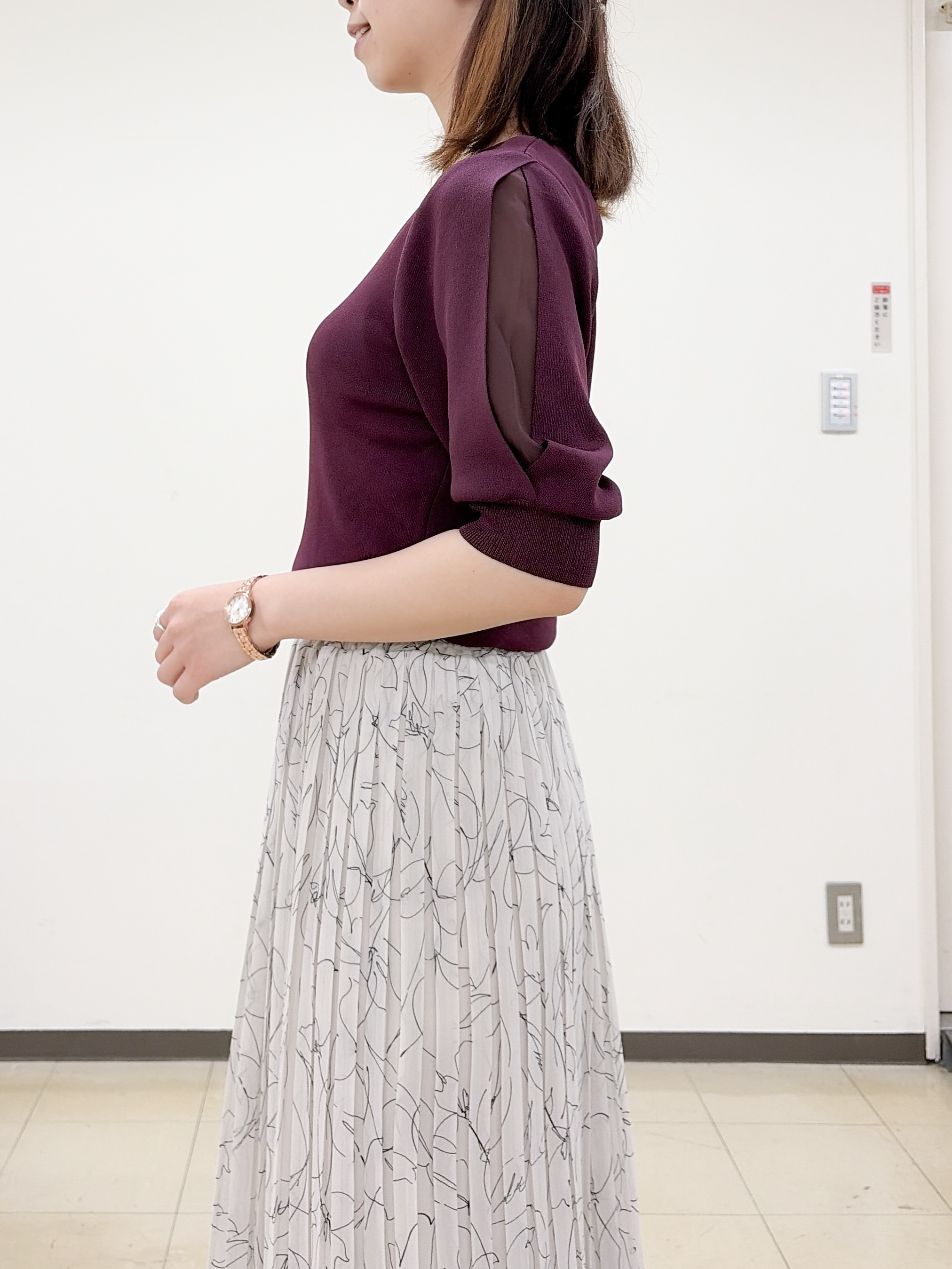 yurinaさんの「index｜【接触冷感】クールタッチラップスリーブニット《UVケア／洗濯機OK／XS～3L／9col》」を使ったコーディネート
