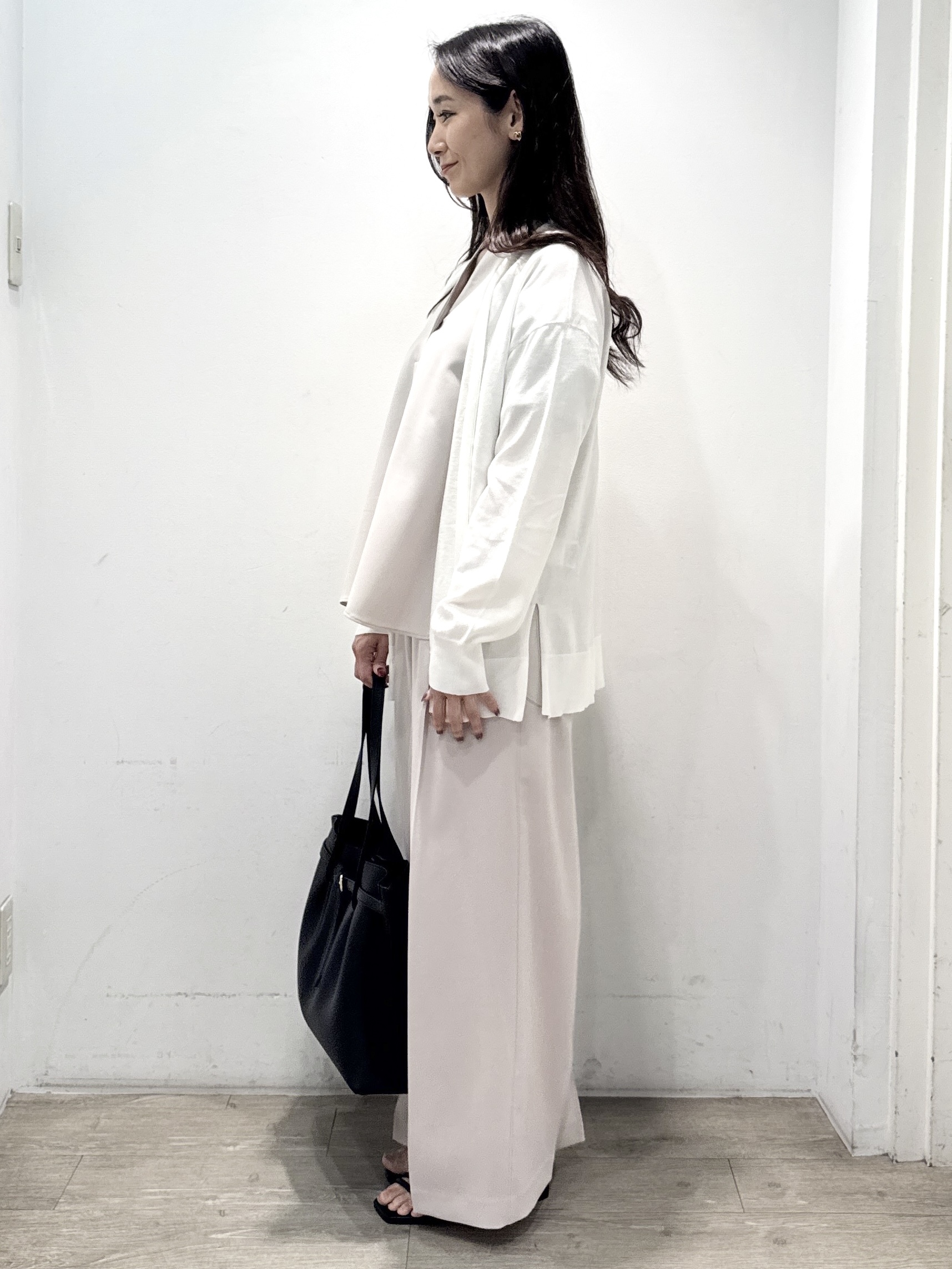 yuicciさんの「OPAQUE.CLIP｜【接触冷感】ニットカーディガン《洗濯機OK／抗ピリング》」を使ったコーディネート
