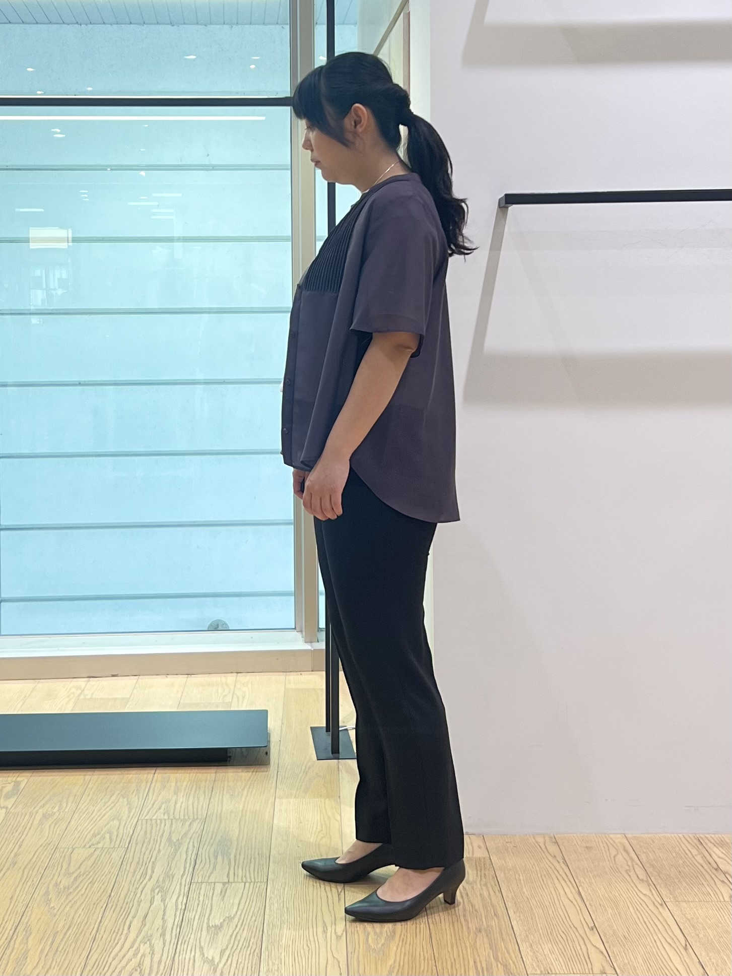 shimaさんの「INDIVI｜【接触冷感/洗える】シアーシャンブレーピンタックブラウス」を使ったコーディネート