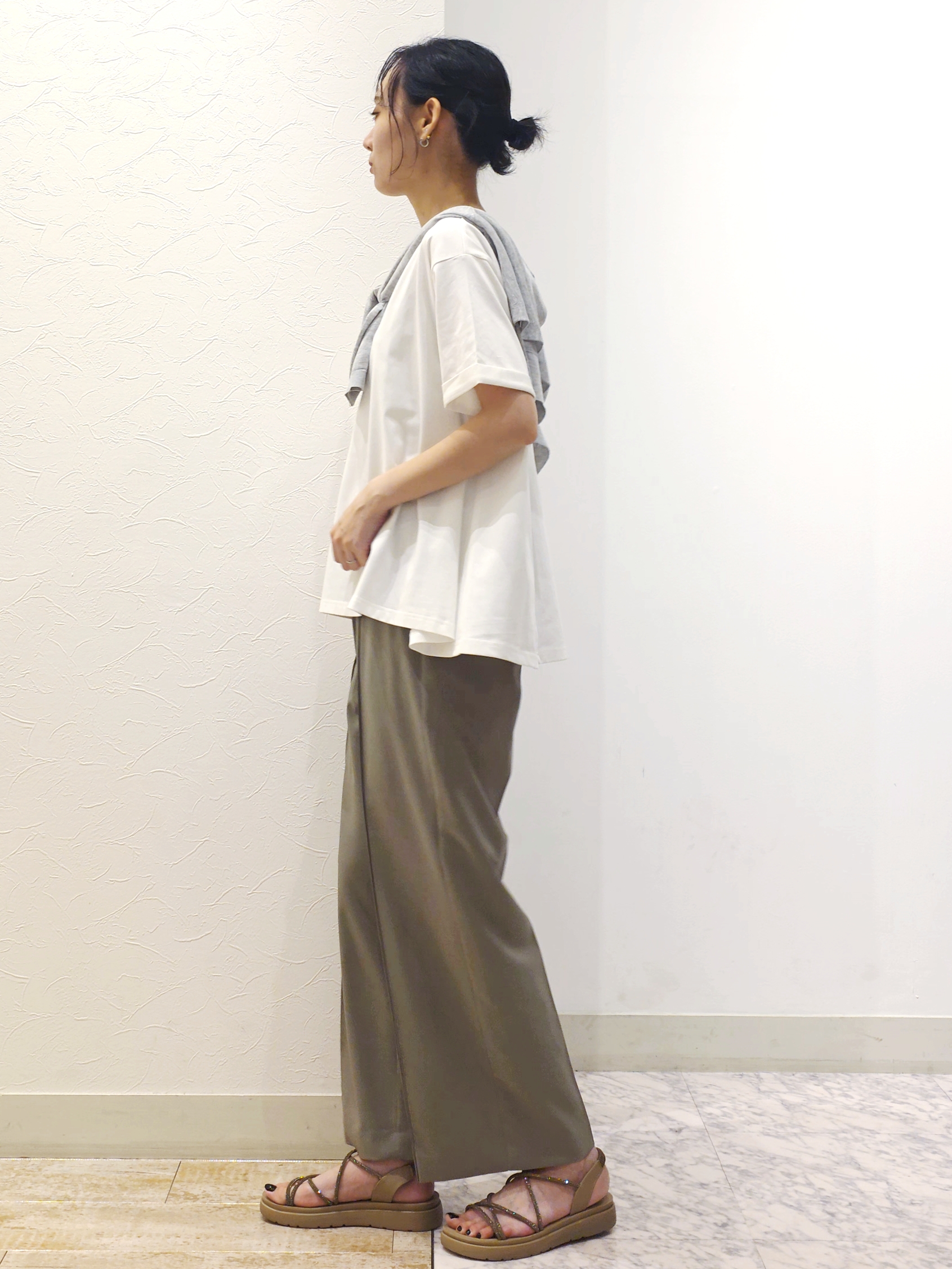ケイさんの「grove｜【遮熱／吸水速乾／接触冷感／UVカット】フレアシルエットTシャツ」を使ったコーディネート