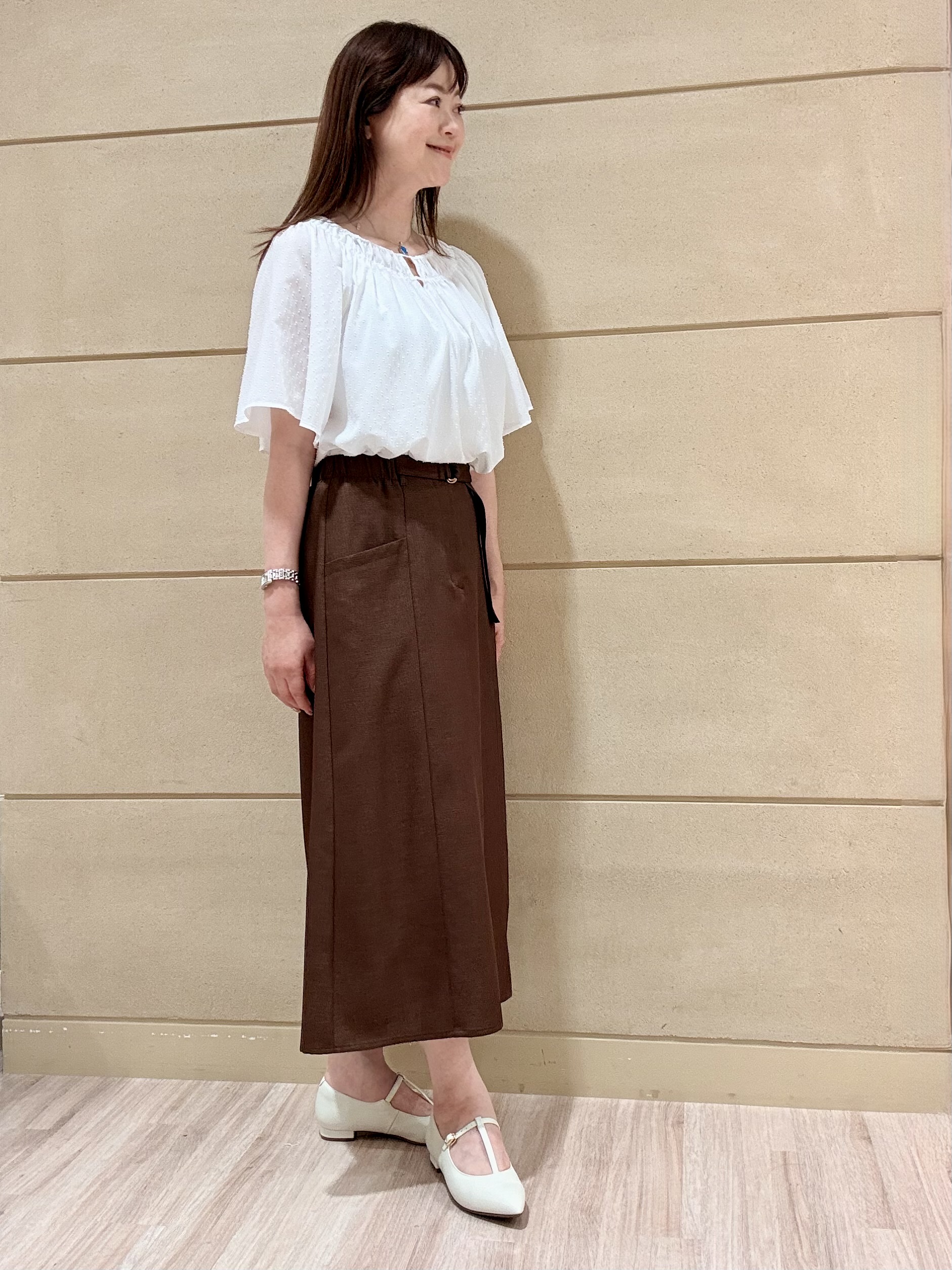 Marさんの「Reflect｜ネックギャザーデザインブラウス」を使ったコーディネート
