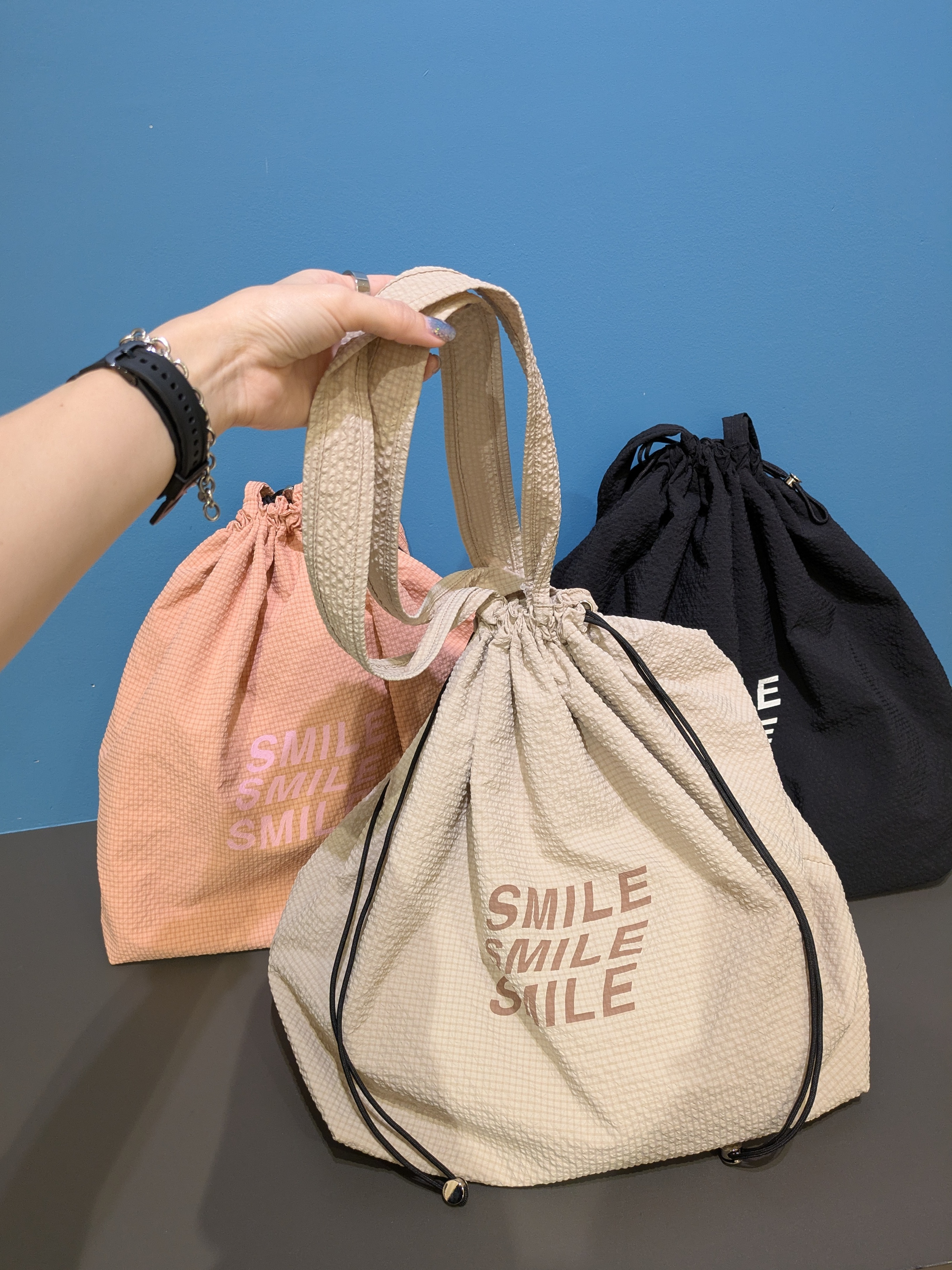 taniさんの「SHOO･LA･RUE｜ロゴプリントトートバッグ」を使ったコーディネート