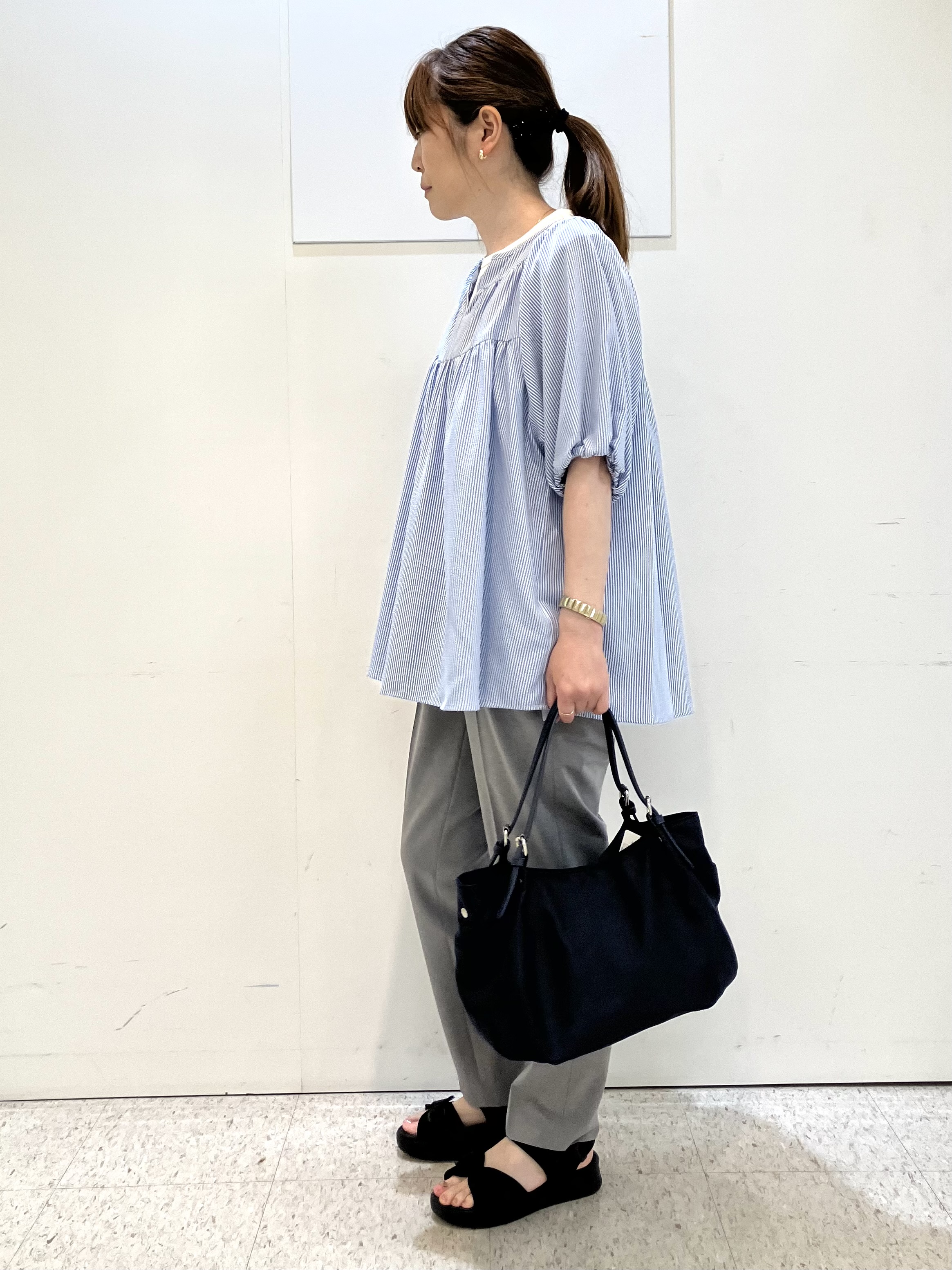 kozuさんの「Reflect｜ギャザーデザインブラウス」を使ったコーディネート