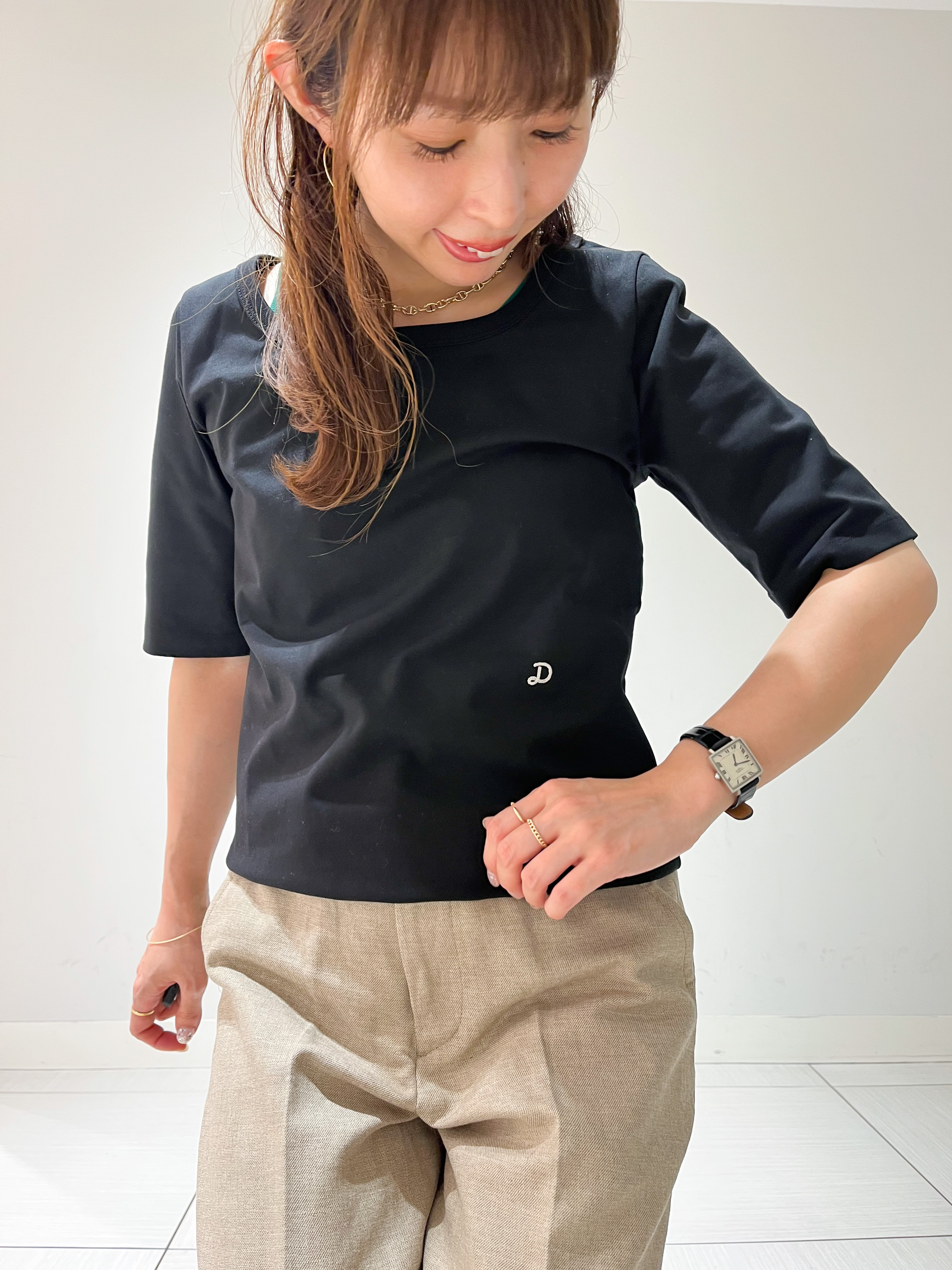 じゅんさんの「DRESSTERIOR｜【接触冷感/UVカット/抗菌防臭/しわ防止】クールデオドラント スクエアネックプルオーバー」を使ったコーディネート