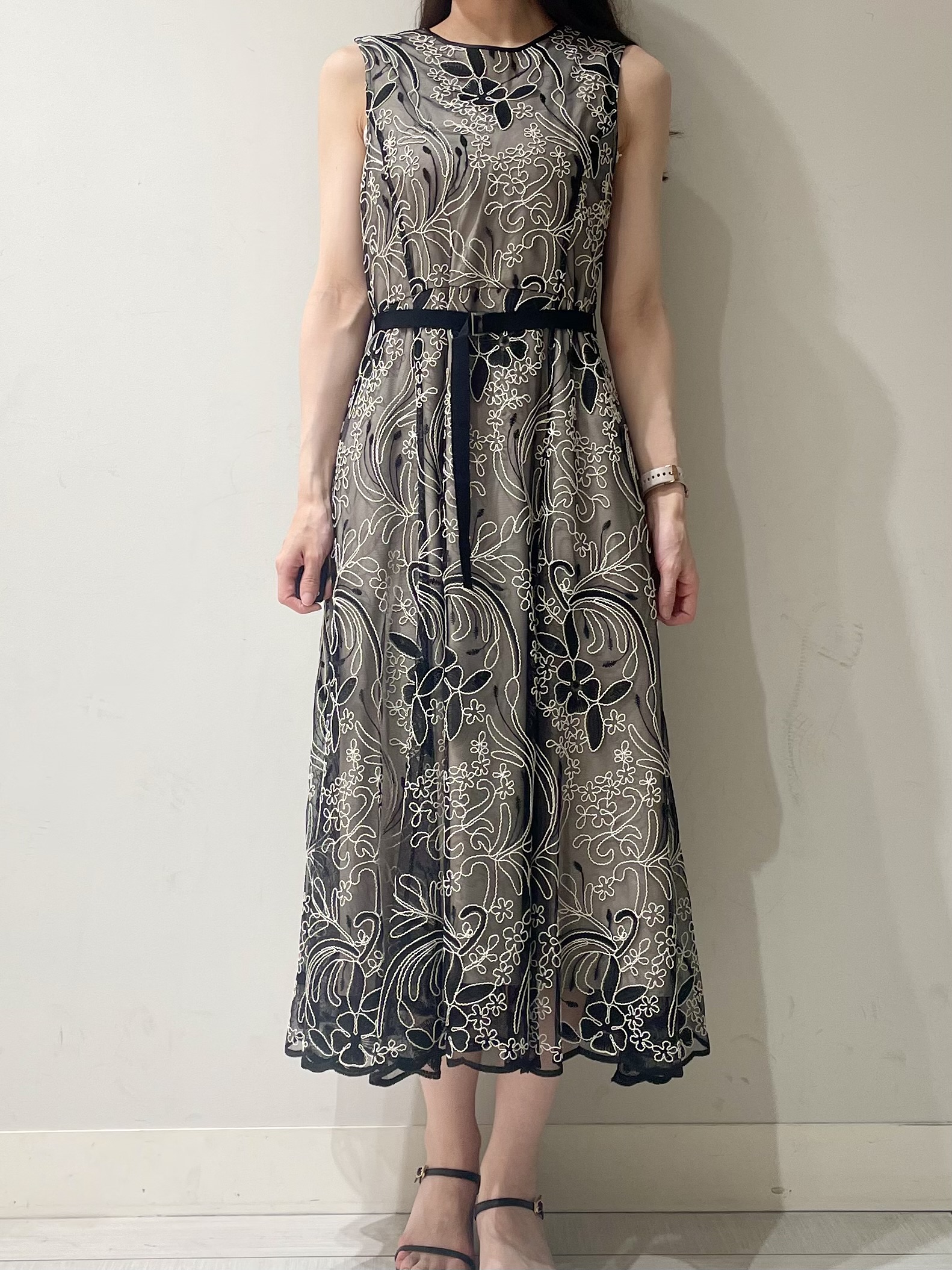 ことさんの「DRESSTERIOR｜シアーコードレース ドレス」を使ったコーディネート