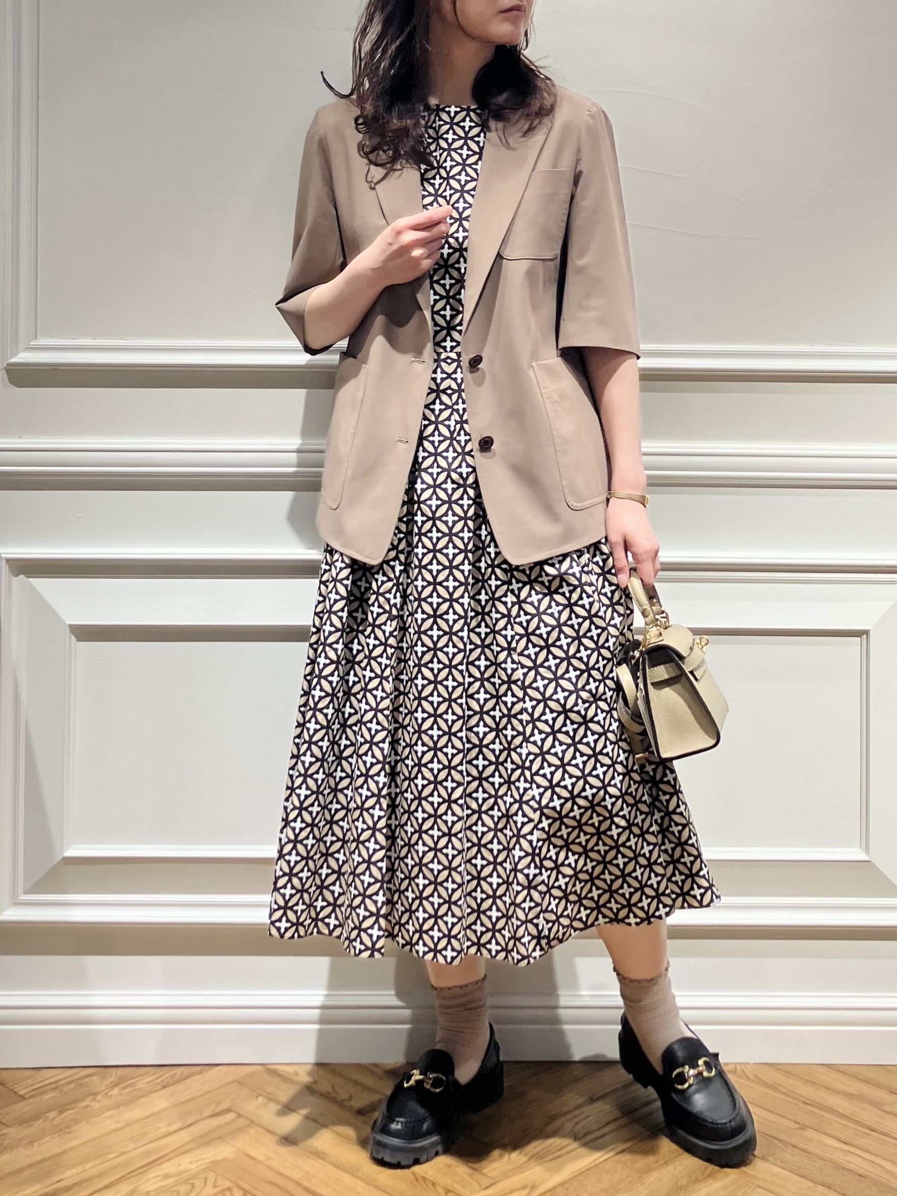 TSUKUIさんの「DRESSTERIOR｜【接触冷感/セットアップ可】 2WAYストレッチスリークオータージャケット」を使ったコーディネート