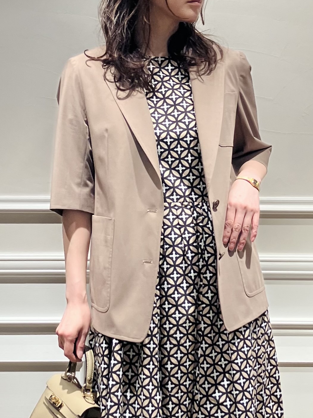 TSUKUIさんの「DRESSTERIOR｜【接触冷感/セットアップ可】 2WAYストレッチスリークオータージャケット」を使ったコーディネート