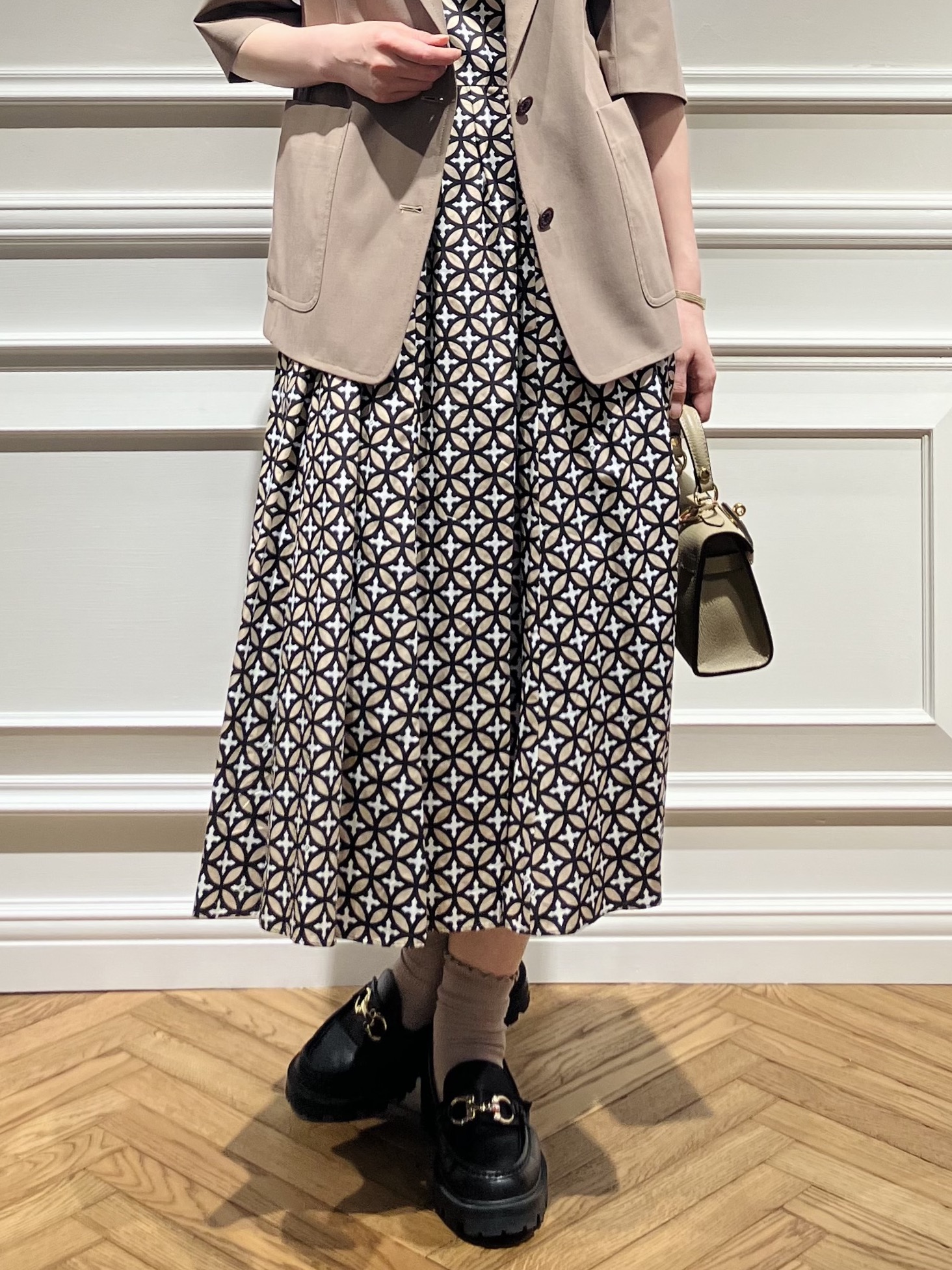 TSUKUIさんの「DRESSTERIOR｜【接触冷感/セットアップ可】 2WAYストレッチスリークオータージャケット」を使ったコーディネート