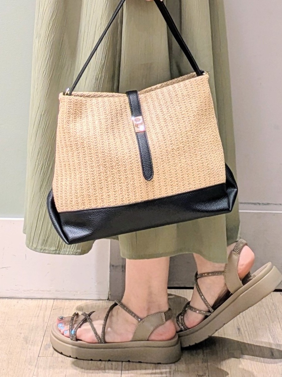 チグ♪さんの「grove｜高評価！【接触冷感／UVカットetc】ベーシックショートカーディガン」を使ったコーディネート