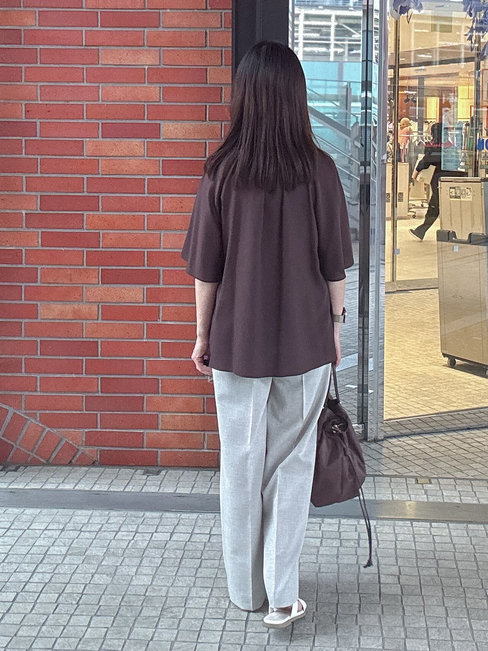 makiさんの「UNTITLED｜【シアー/首元フリル】シルキーシフォンブラウス」を使ったコーディネート