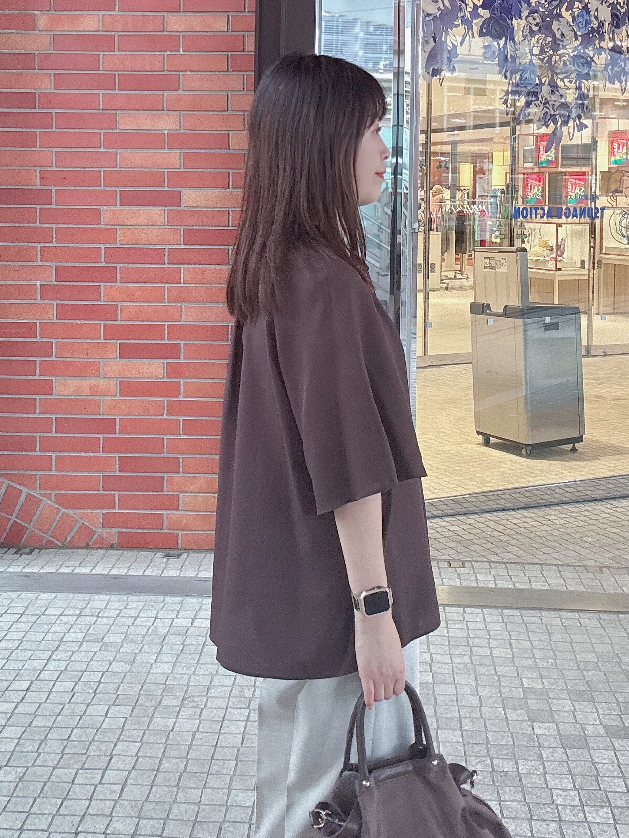 makiさんの「UNTITLED｜【シアー/首元フリル】シルキーシフォンブラウス」を使ったコーディネート