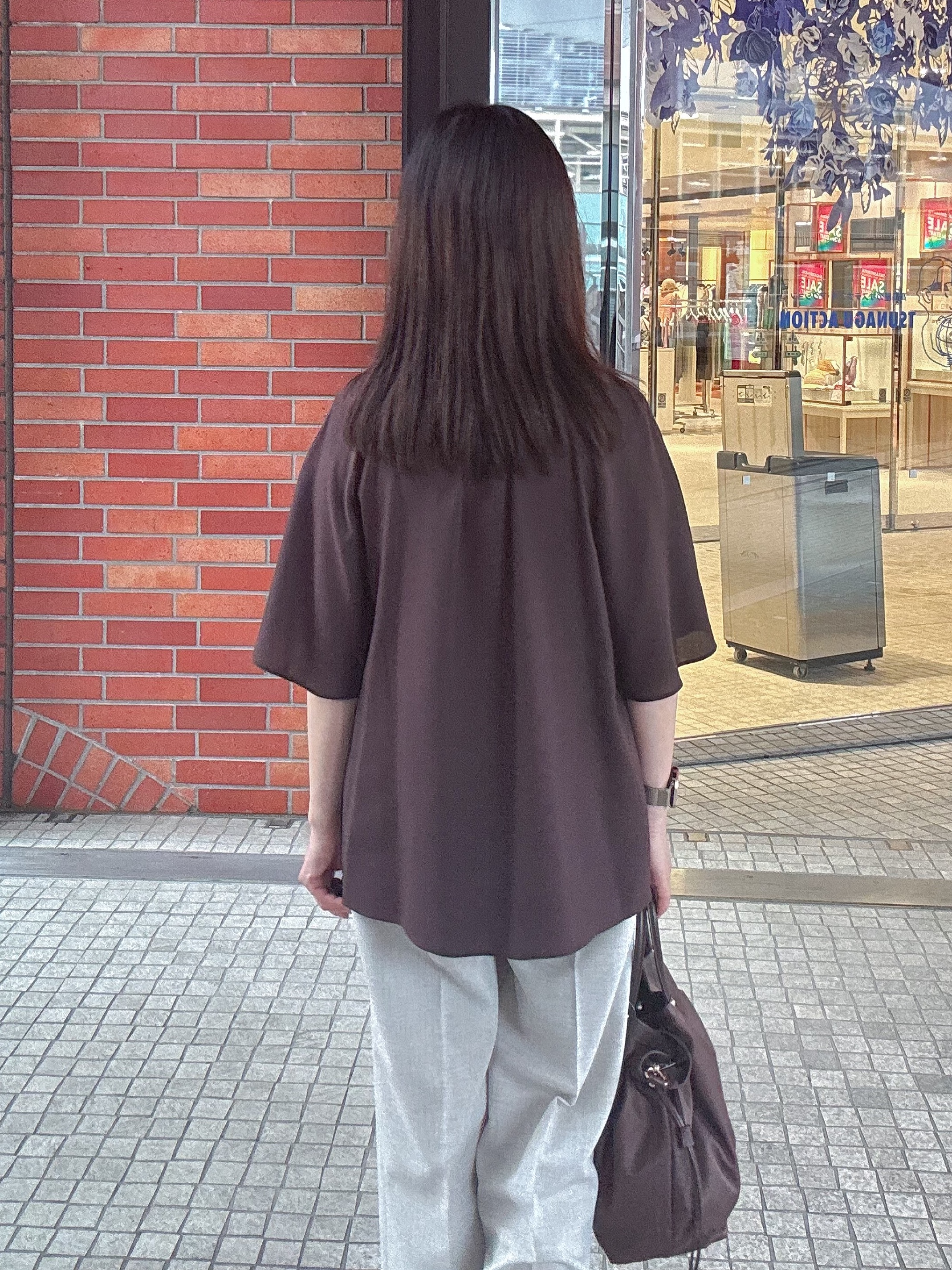makiさんの「UNTITLED｜【シアー/首元フリル】シルキーシフォンブラウス」を使ったコーディネート