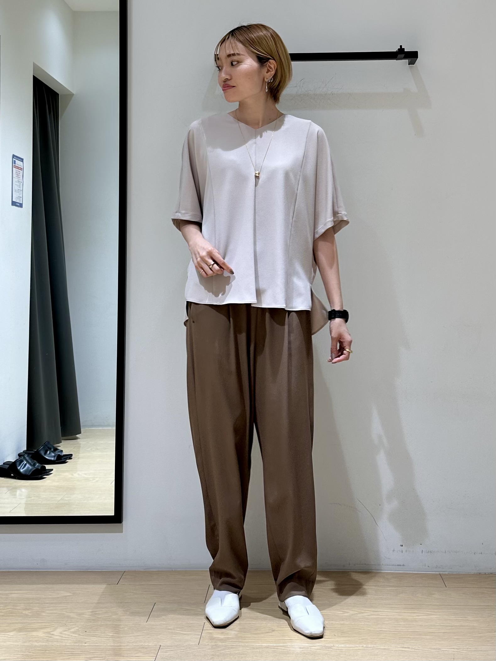 YORIKOさんの「INDIVI｜【着る日傘】イージーテーパードパンツ」を使ったコーディネート