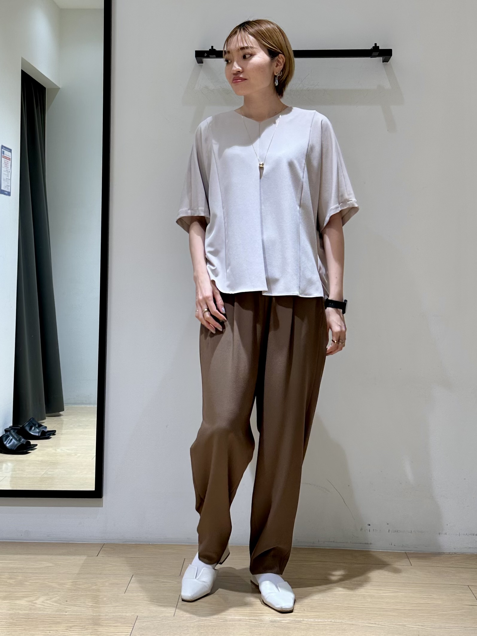 YORIKOさんの「INDIVI｜【着る日傘】イージーテーパードパンツ」を使ったコーディネート