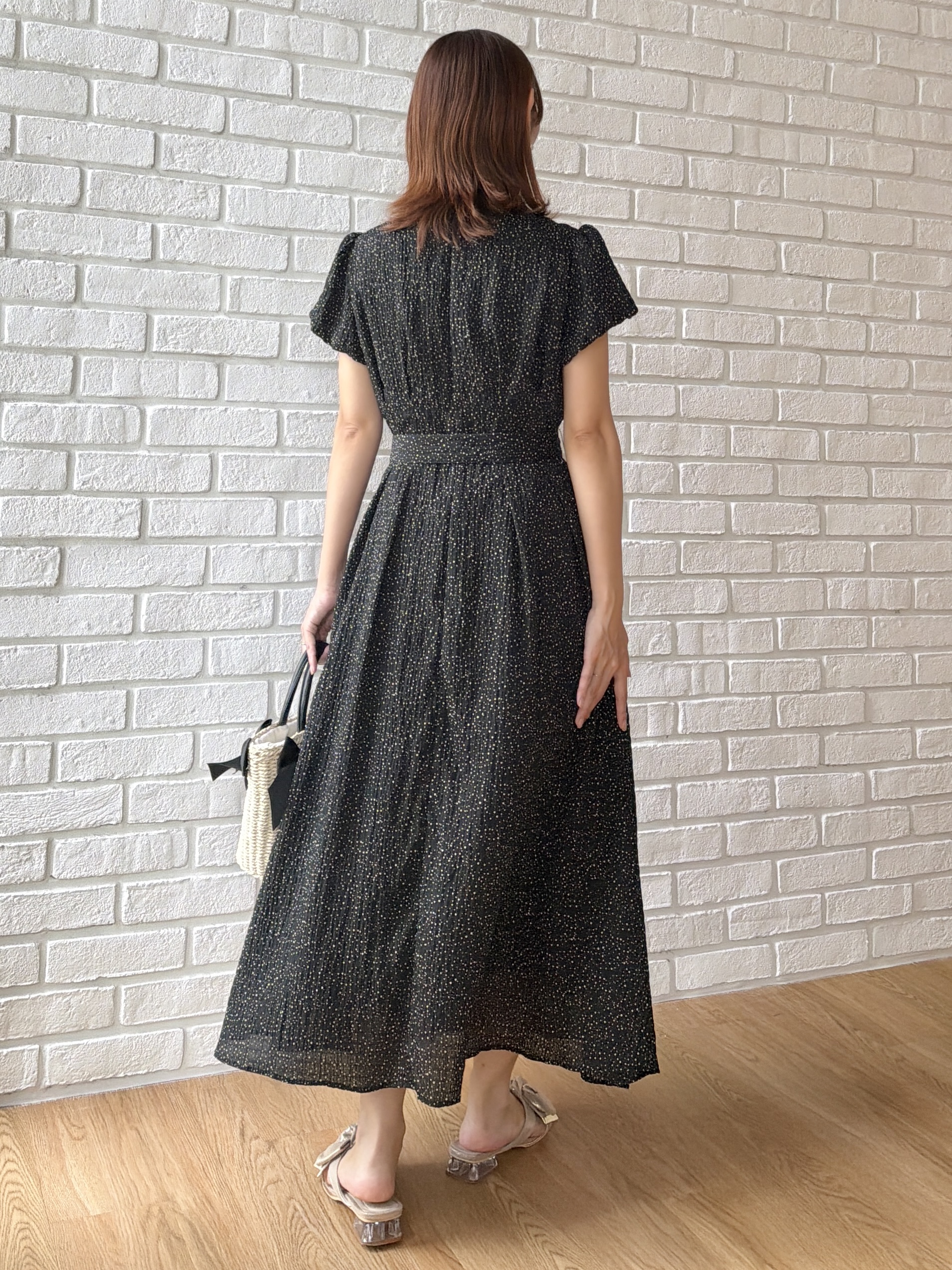みぃさんの「Couture brooch｜【洗える】フロントフリル ドット柄ワンピース」を使ったコーディネート