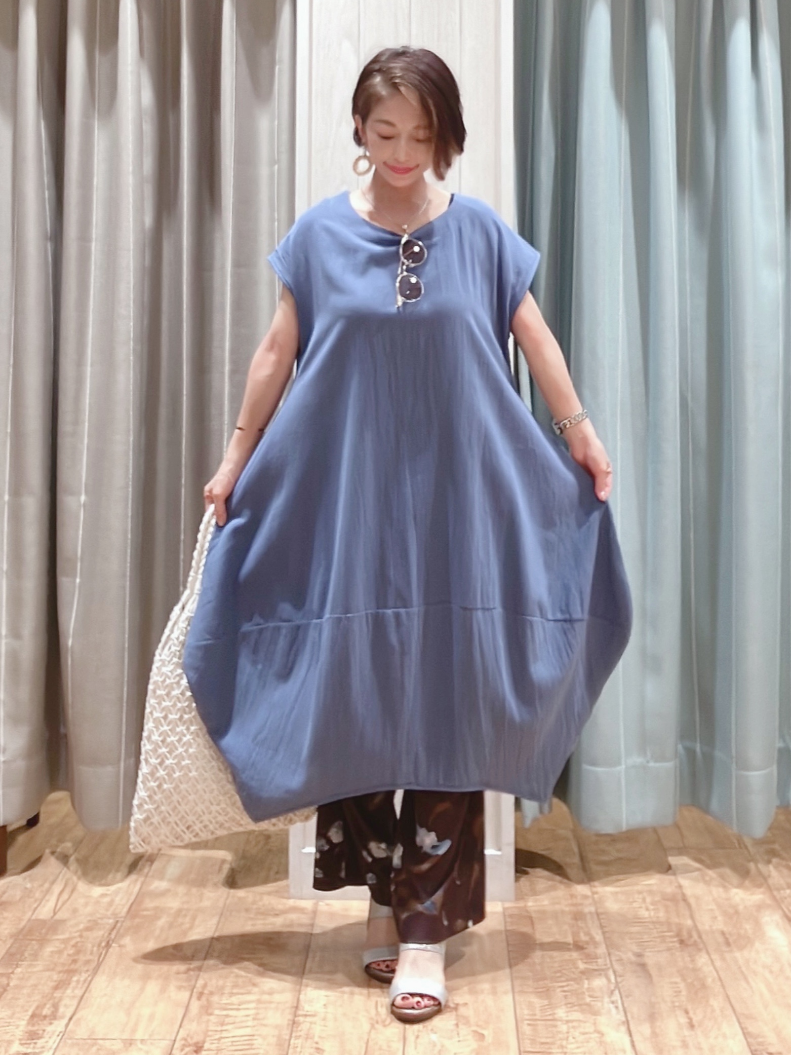aaamiさんの「SHOO･LA･RUE｜【S-LL/洗濯機可/体型カバー】綿100％ ふんわりラインが女性らしい コクーンワンピース」を使ったコーディネート