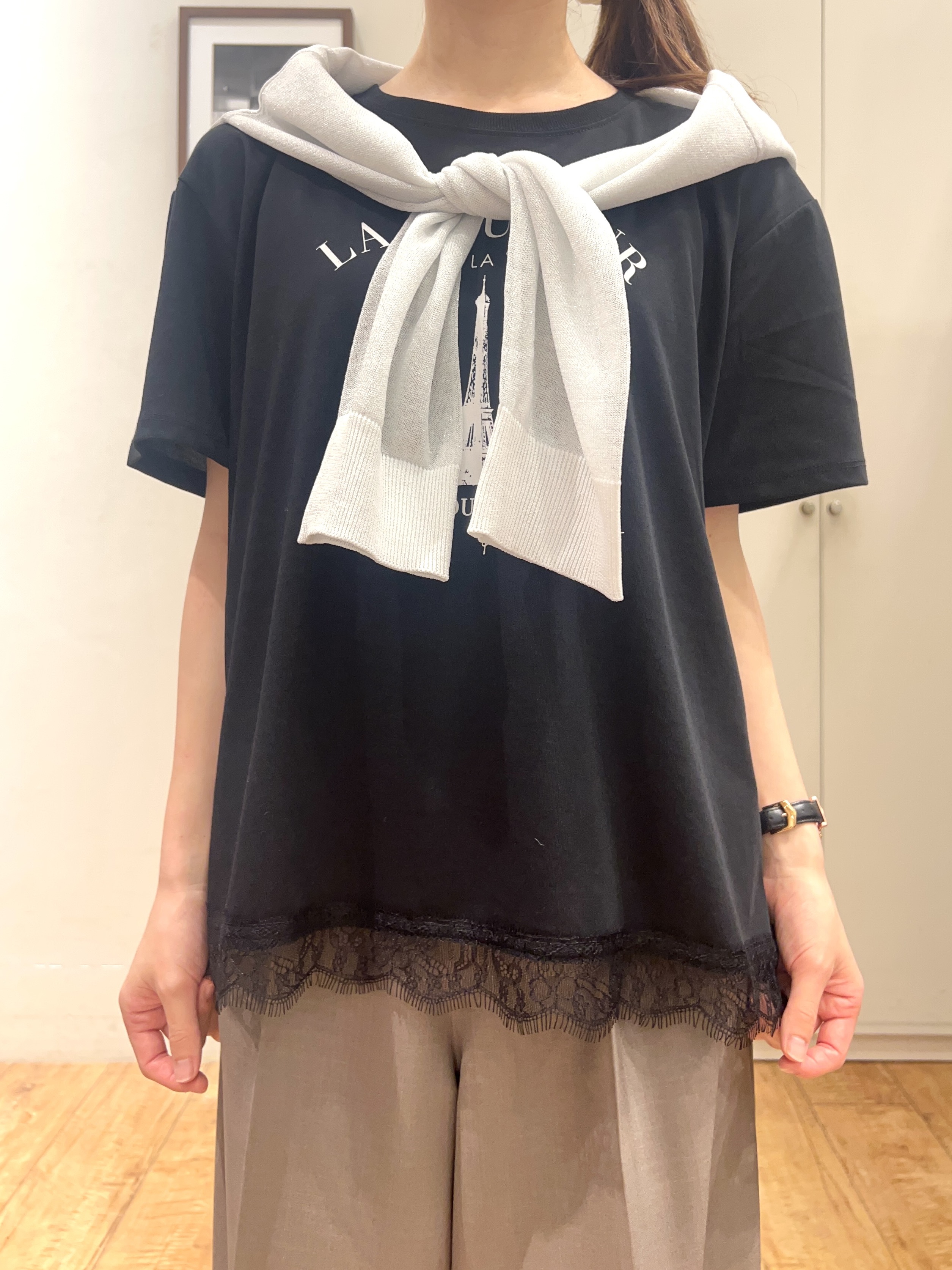 AIRIさんの「SHOO･LA･RUE｜【さらり快適/洗濯機可/S-LL】シアーラメカーディガン」を使ったコーディネート