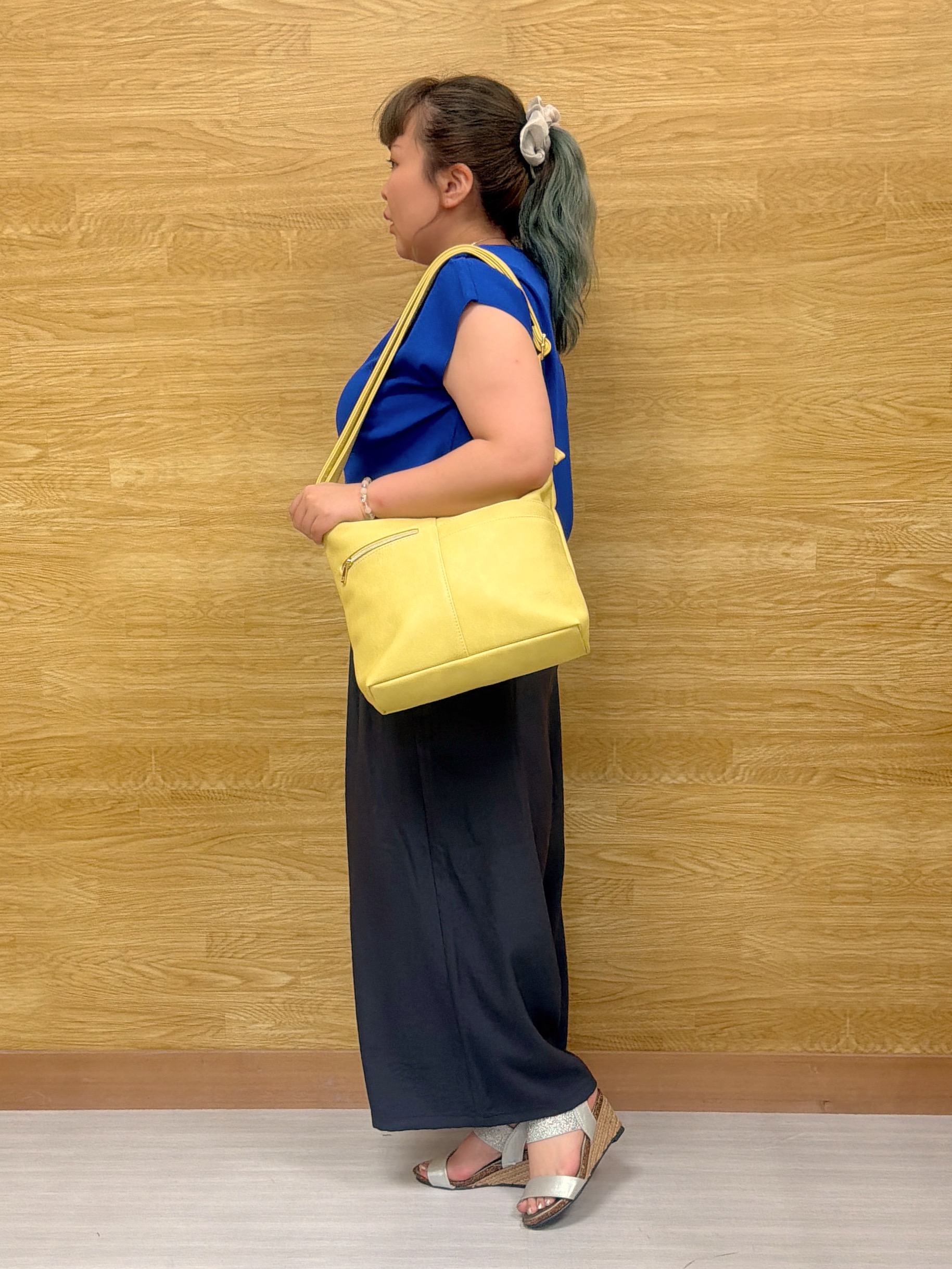 ぁむさんの「SHOO･LA･RUE｜【ひんやり/洗濯機可/S-LL】インせず着られる 大人シンプルサマーニット」を使ったコーディネート