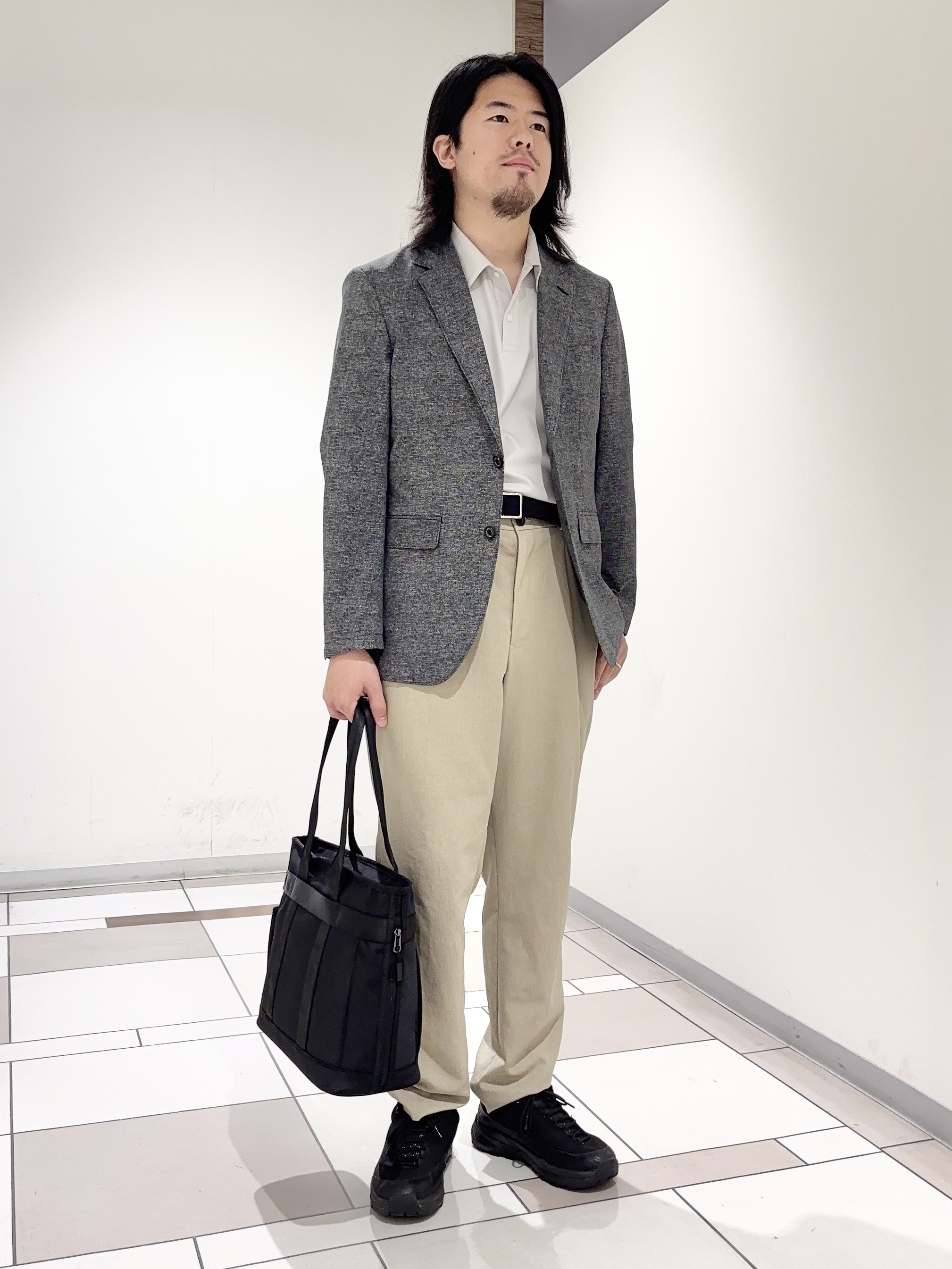 及川さんの「TAKEO KIKUCHI｜【抗菌防臭】COOL DOTS（R）ドビープリント ジャケット」を使ったコーディネート