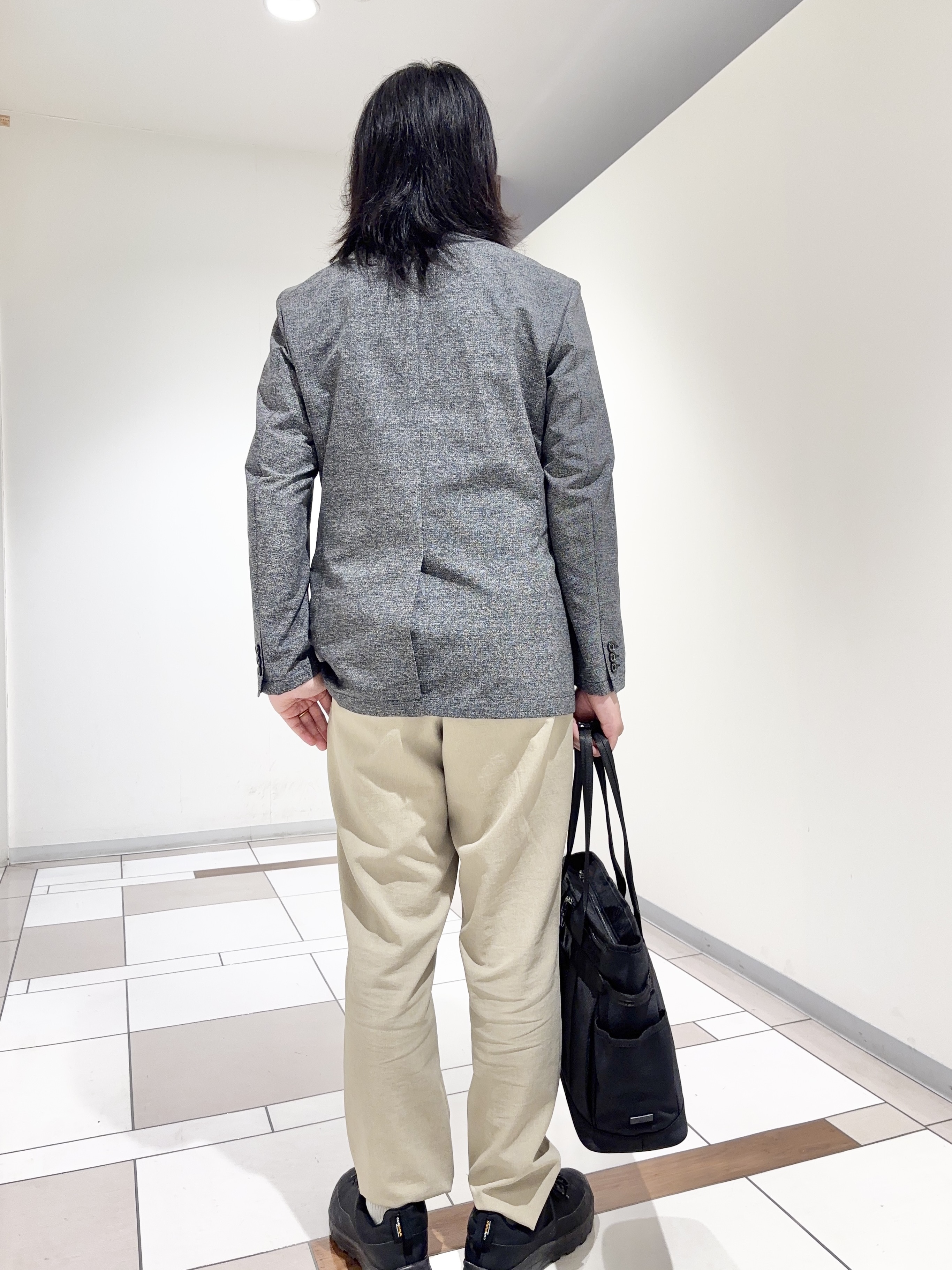 及川さんの「TAKEO KIKUCHI｜【抗菌防臭】COOL DOTS（R）ドビープリント ジャケット」を使ったコーディネート