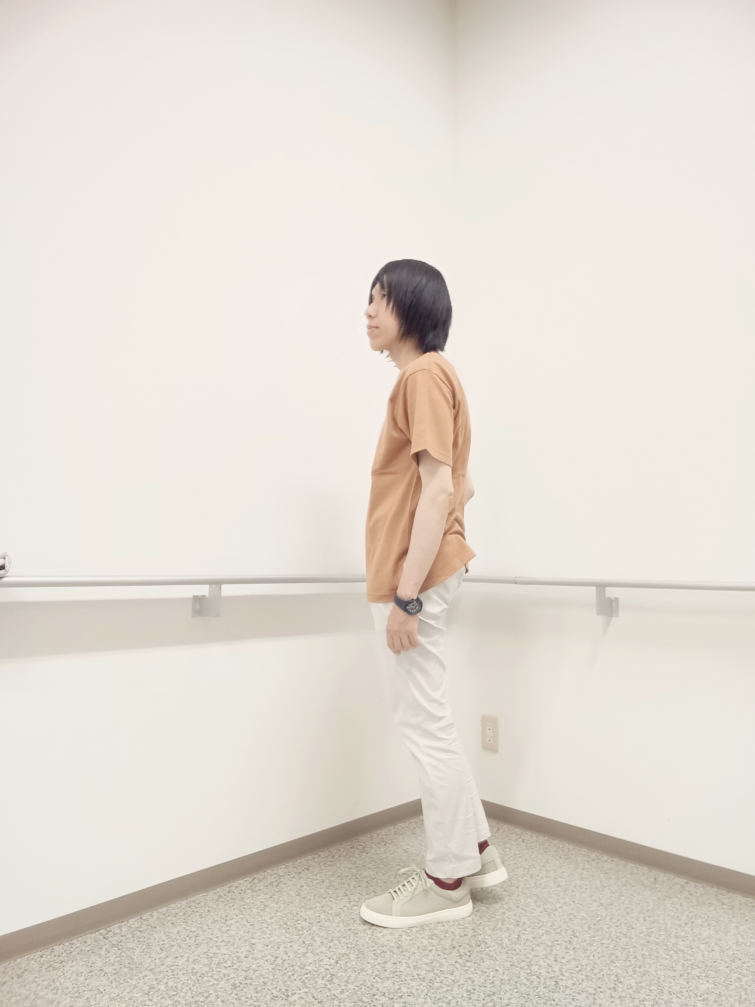 moritaさんの「TAKEO KIKUCHI｜リップル小花シャツ」を使ったコーディネート