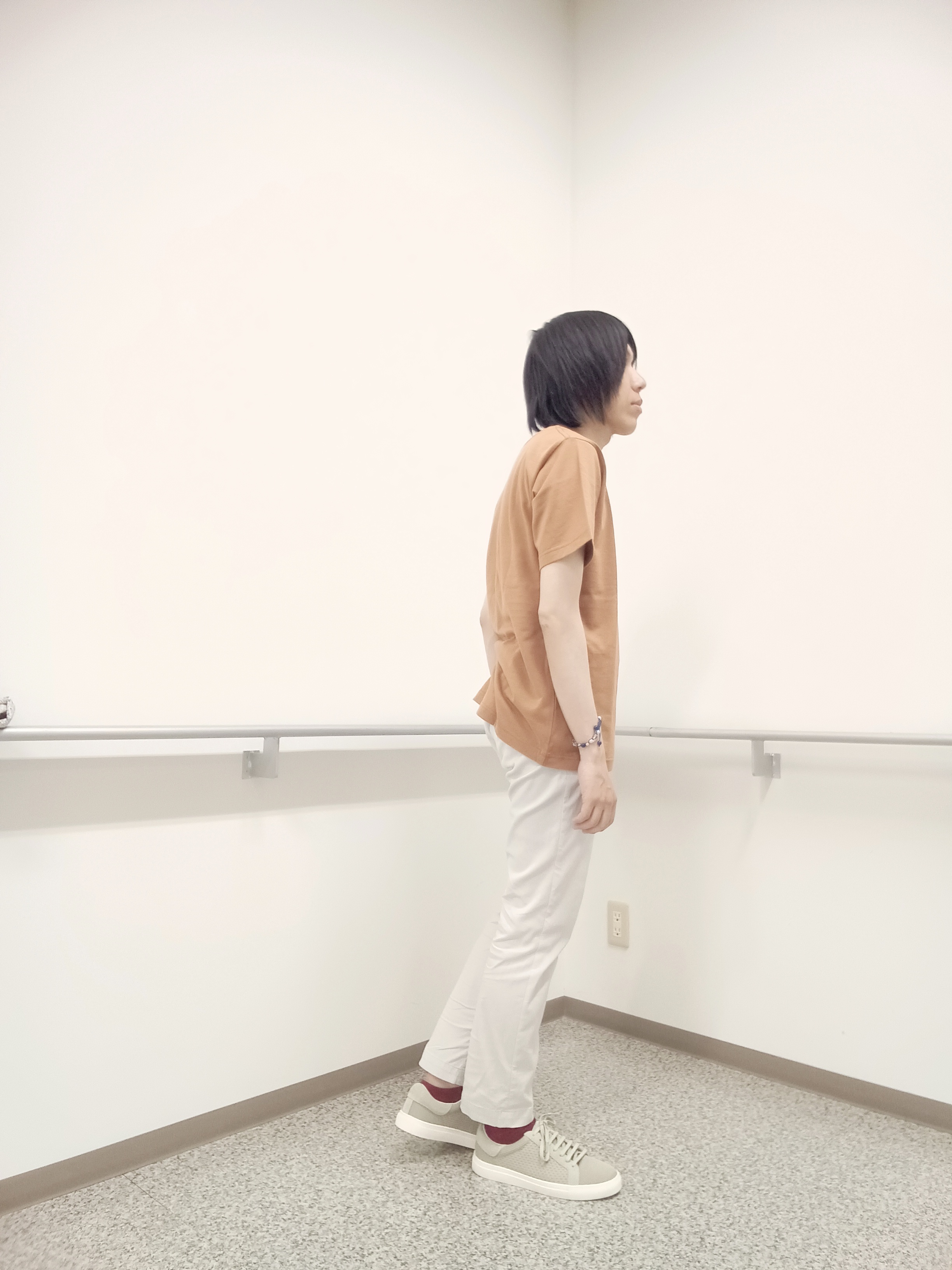 moritaさんの「TAKEO KIKUCHI｜リップル小花シャツ」を使ったコーディネート