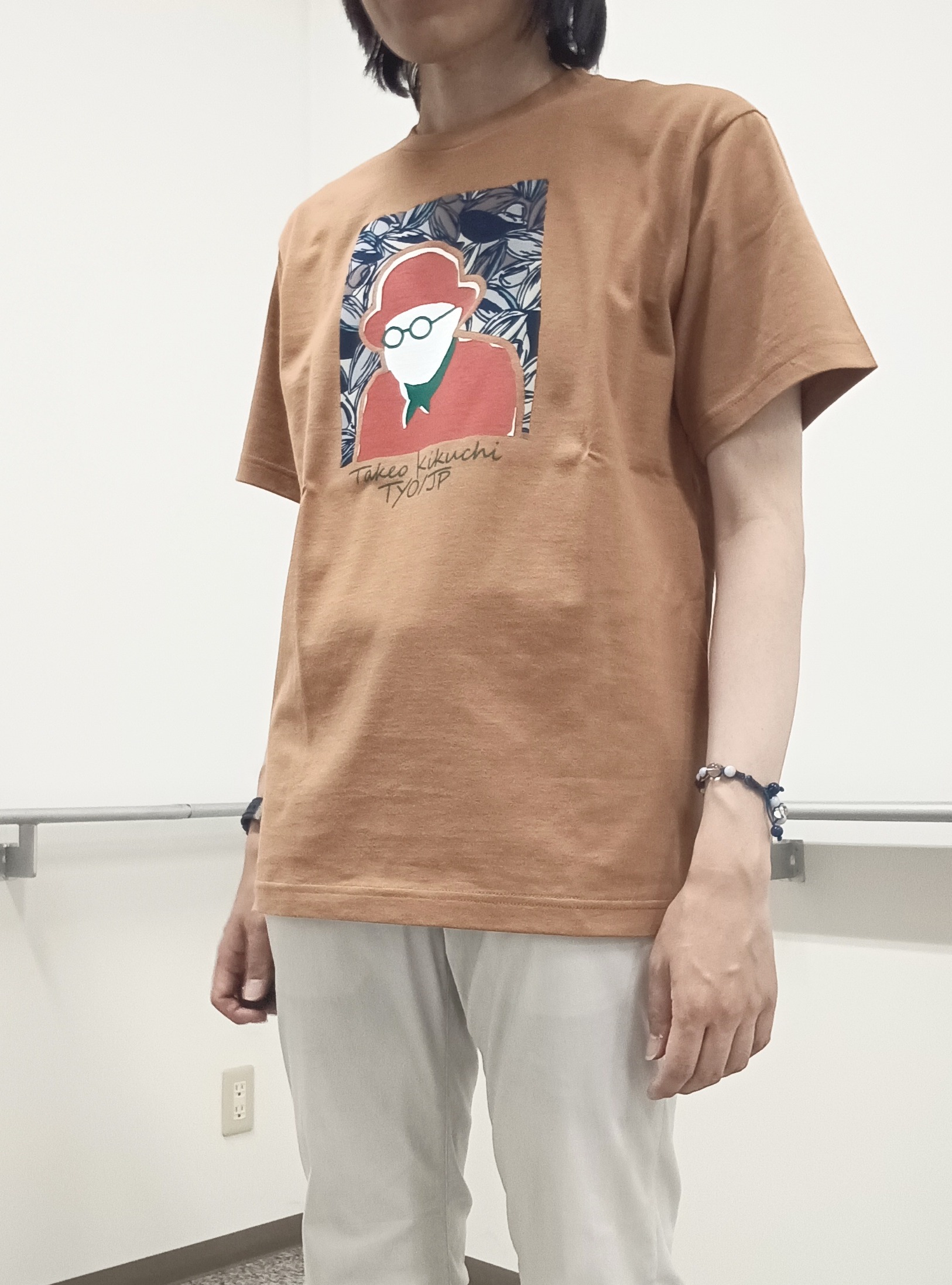 moritaさんの「TAKEO KIKUCHI｜リップル小花シャツ」を使ったコーディネート
