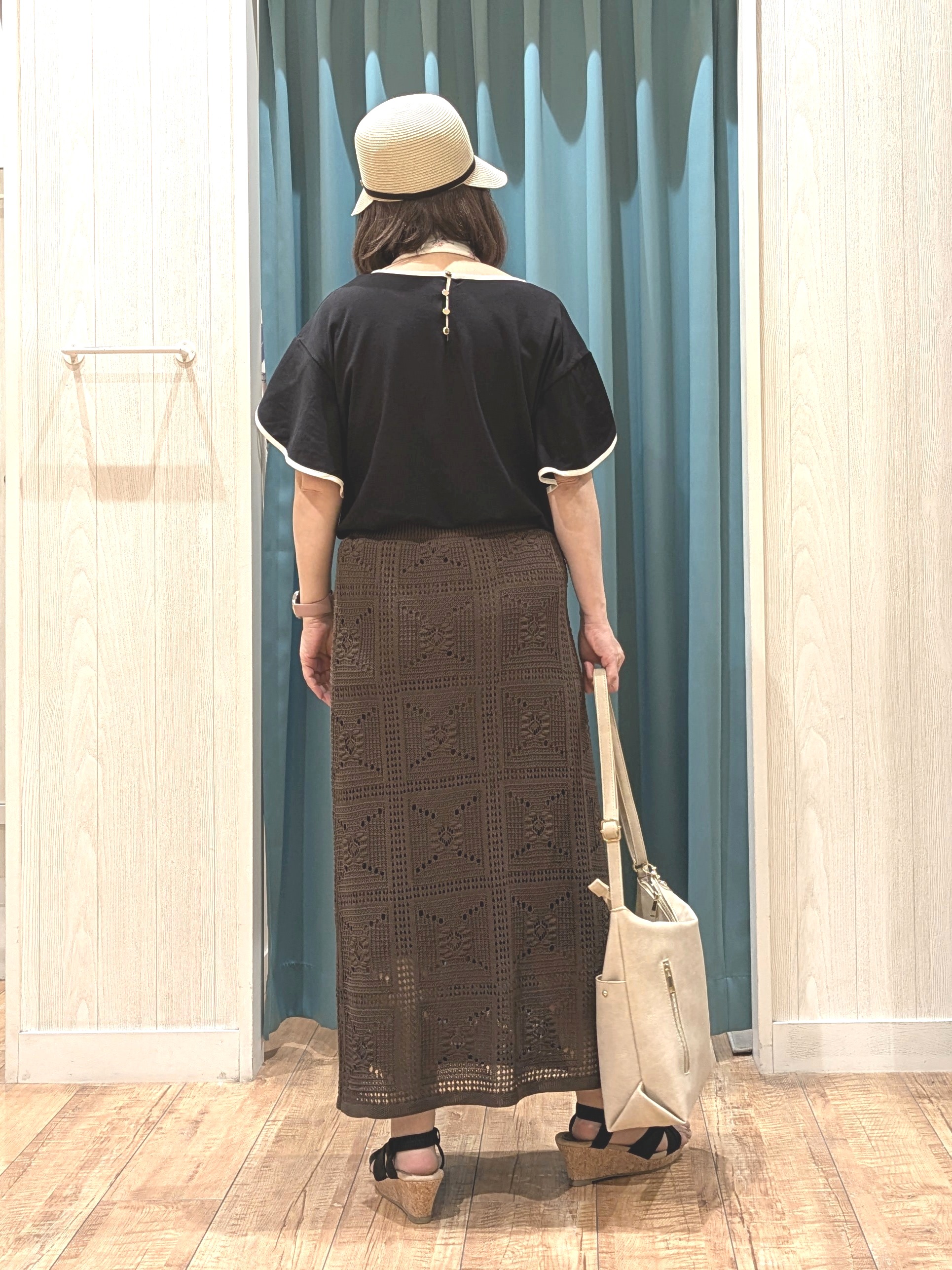 ゆーさんさんの「SHOO･LA･RUE｜【ひんやり/洗濯機可/S-LL】配色パイピング フレアスリーブトップス」を使ったコーディネート